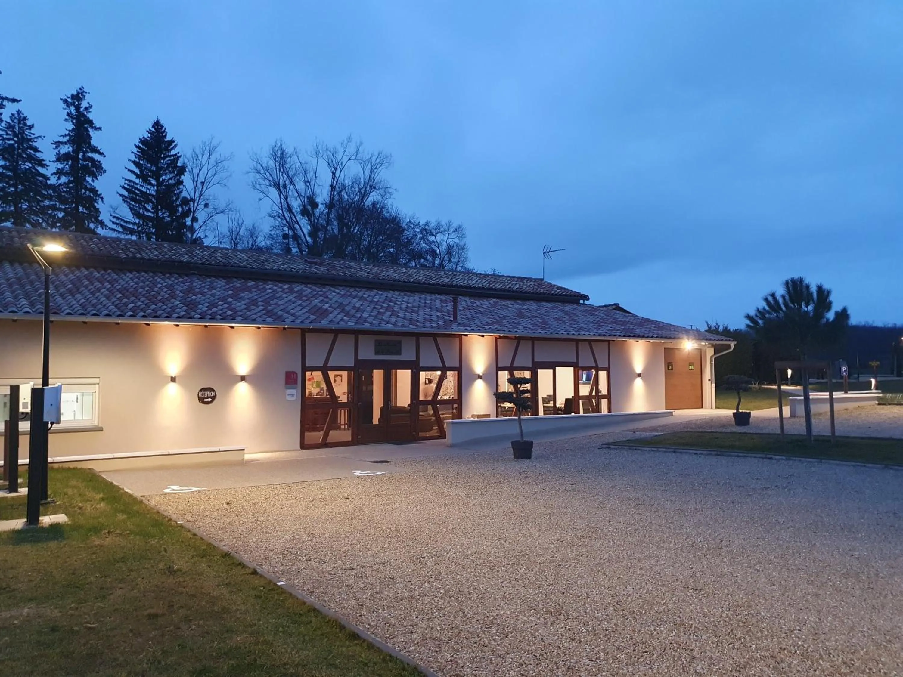 Restaurant/places to eat in Hôtel du Moulin de la Brevette