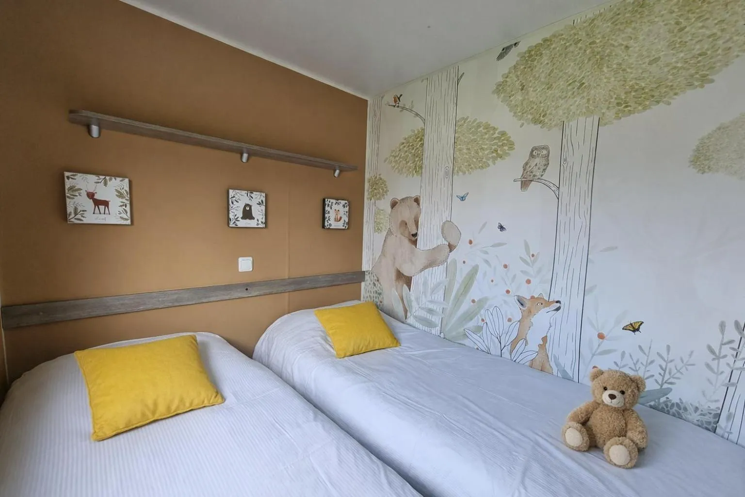 Bedroom, Bed in Hôtel du Moulin de la Brevette