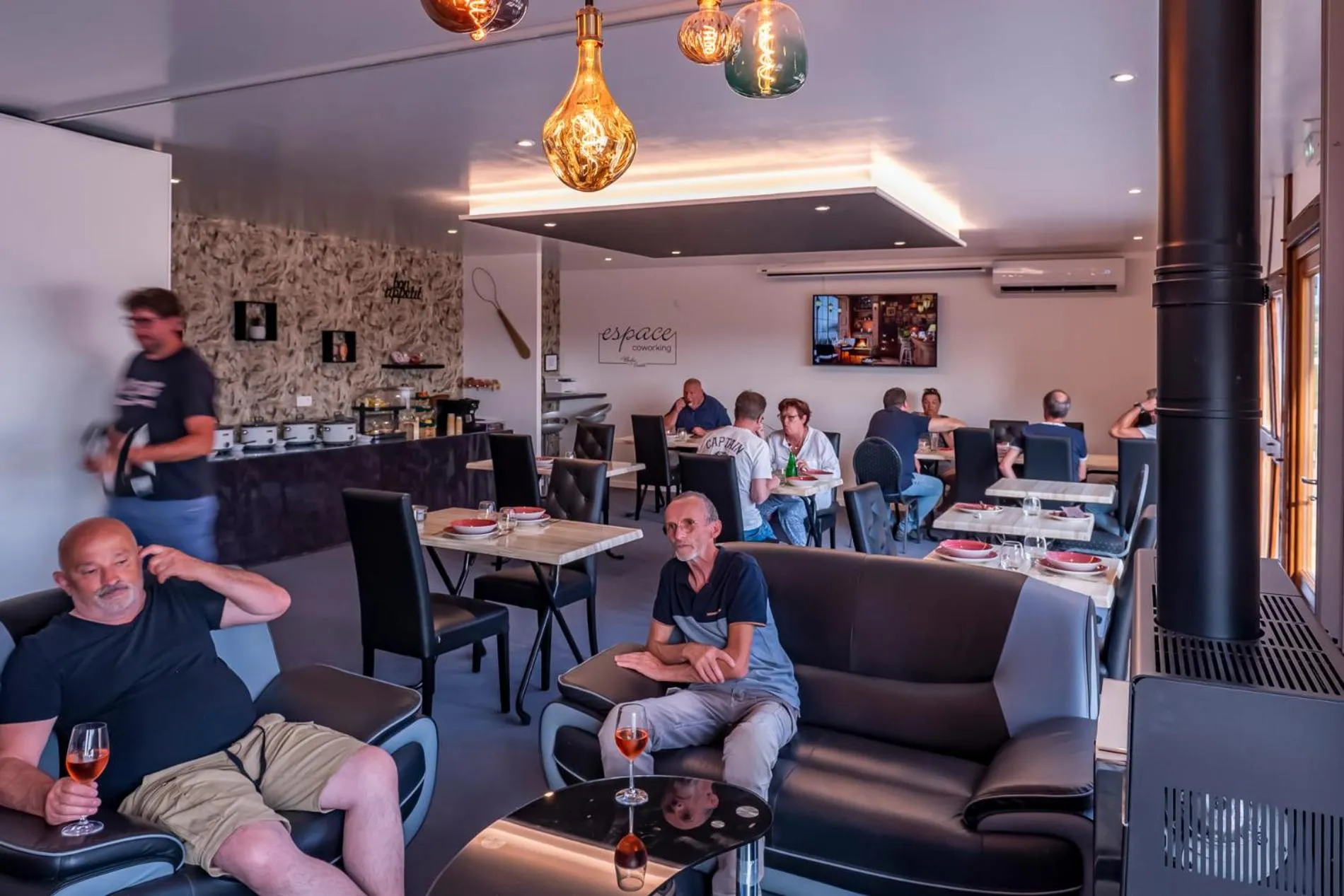 Restaurant/places to eat in Hôtel du Moulin de la Brevette