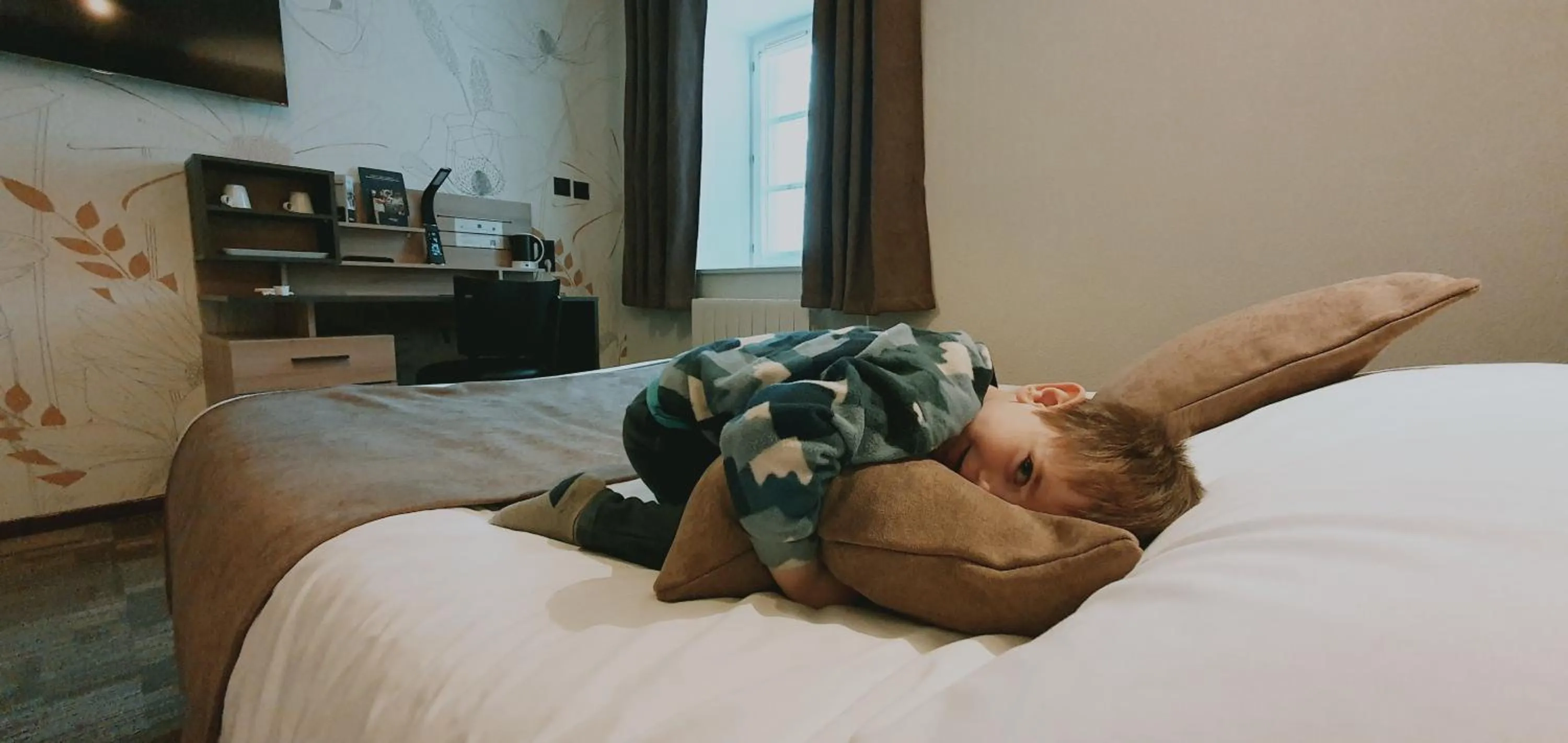 Bedroom, Bed in Hôtel du Moulin de la Brevette