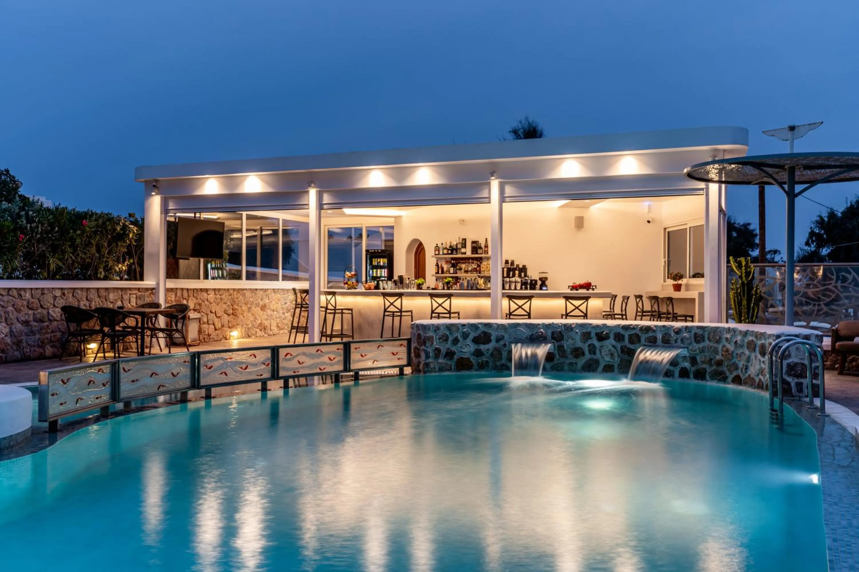 Swimming pool in Marvarit Suites