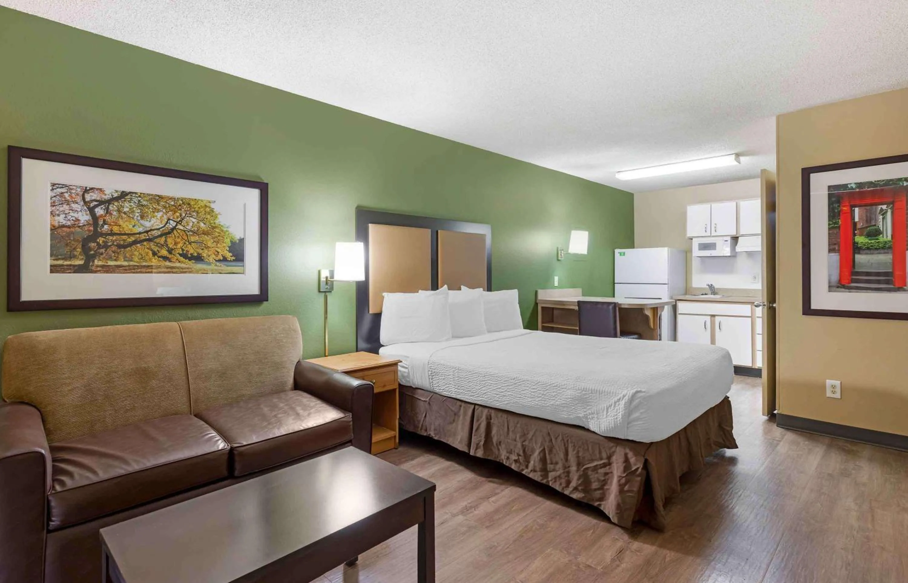 Bedroom, Bed in Extended Stay America Suites - Fort Worth - Medical Center