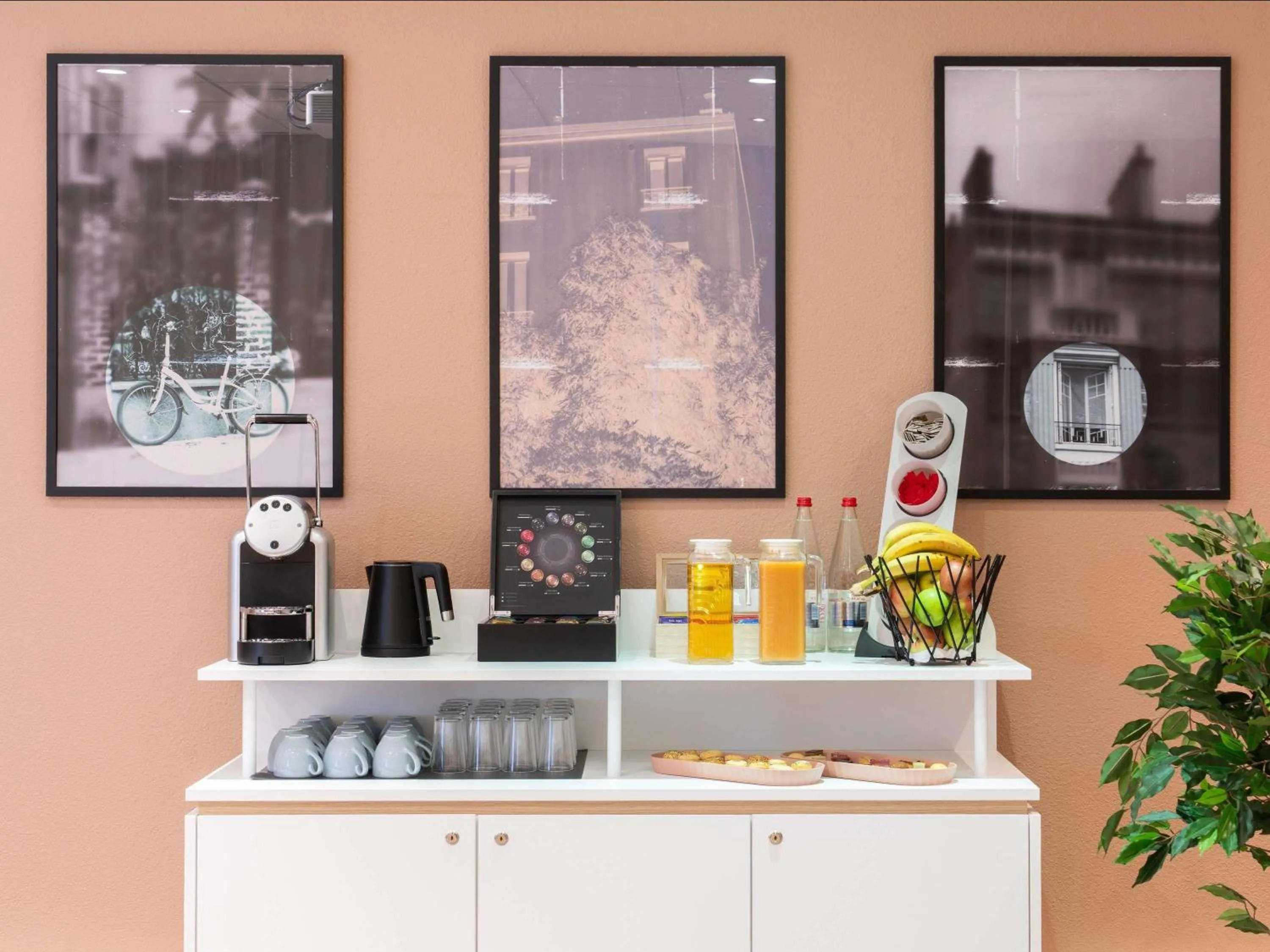 Meeting/conference room in ibis Styles Paris Porte d'Orléans