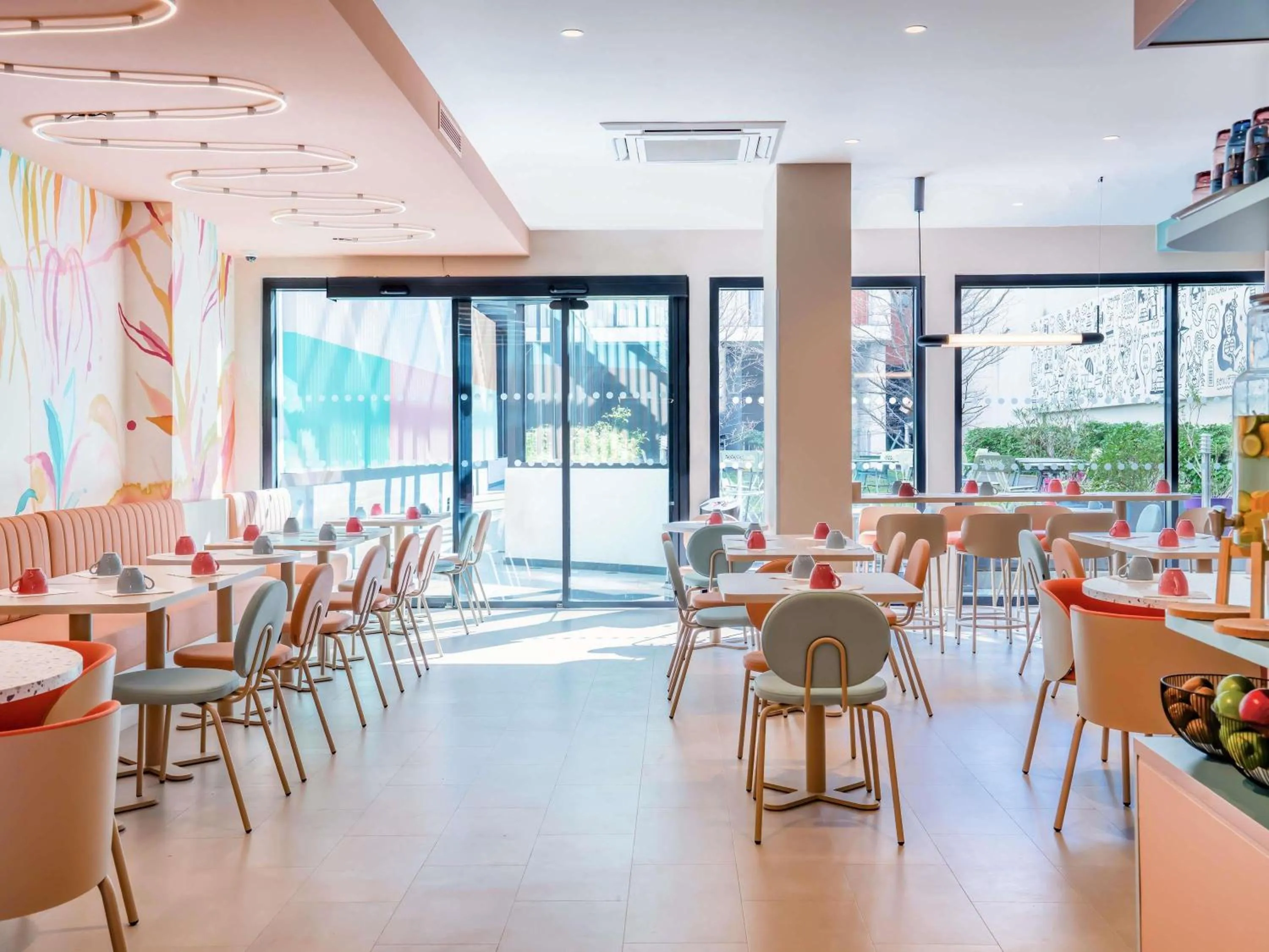 Breakfast in ibis Styles Paris Porte d'Orléans