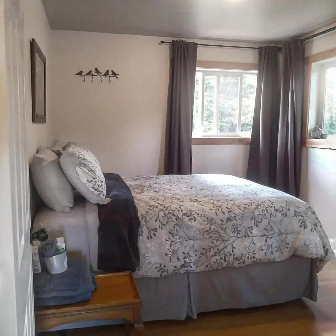 Bed in Willow Grove B&B Inn