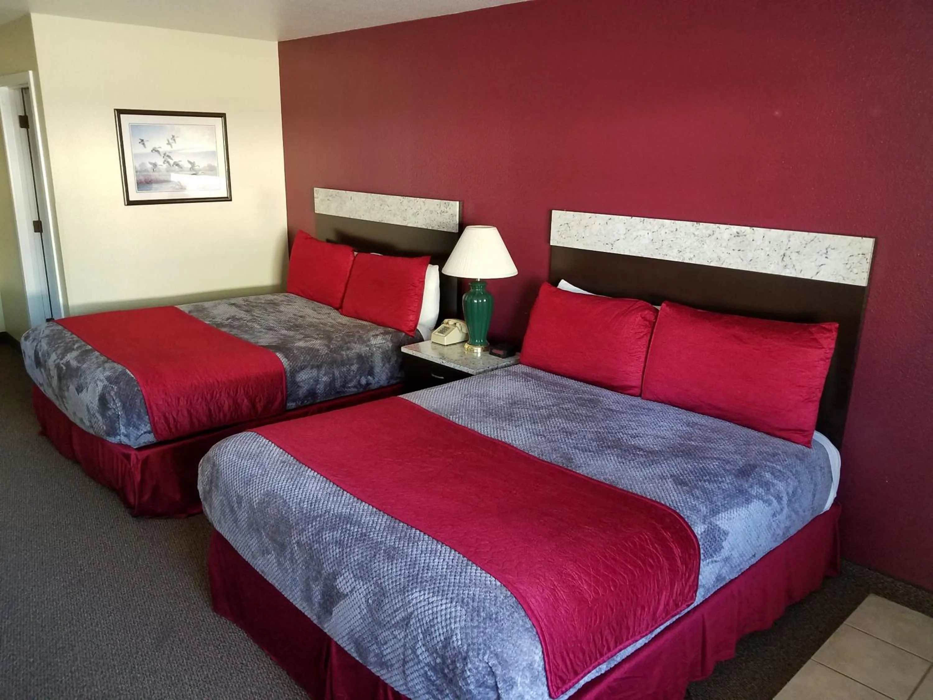 Photo of the whole room, Bed in Gridley Inn & RV Park