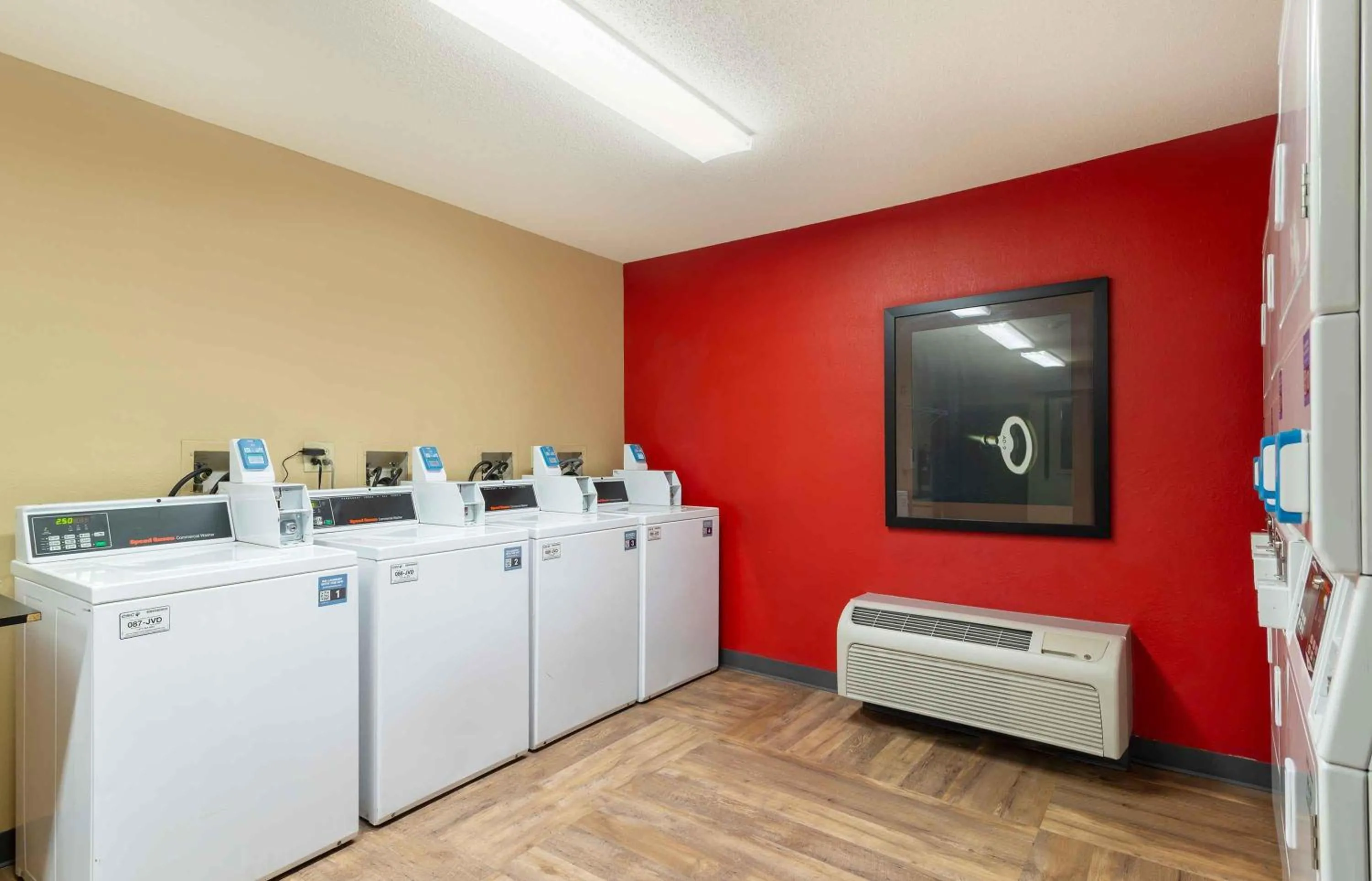 Property building in Extended Stay America Select Suites - Atlanta - Duluth