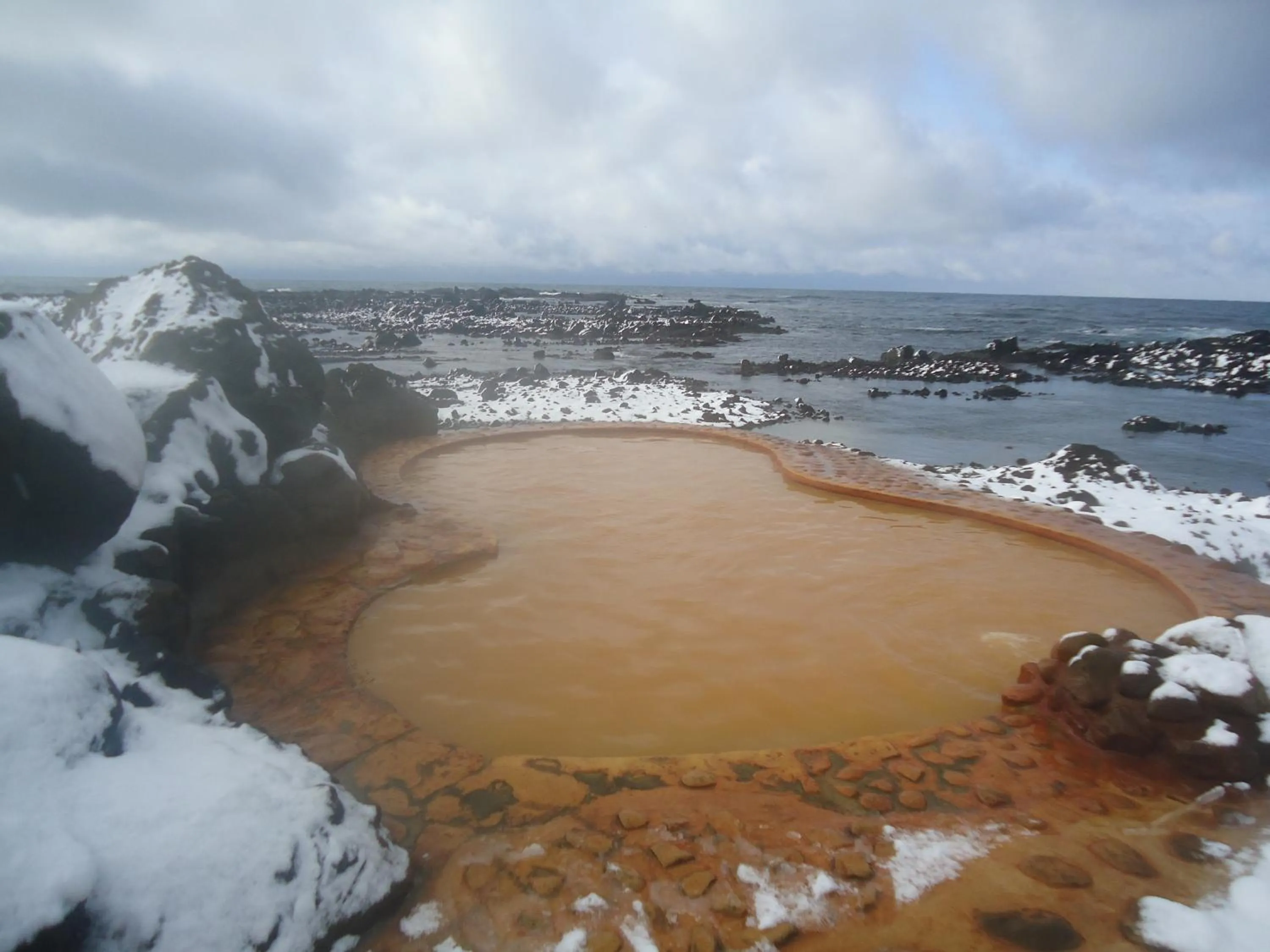 Winter in Koganezaki Furofushi Onsen