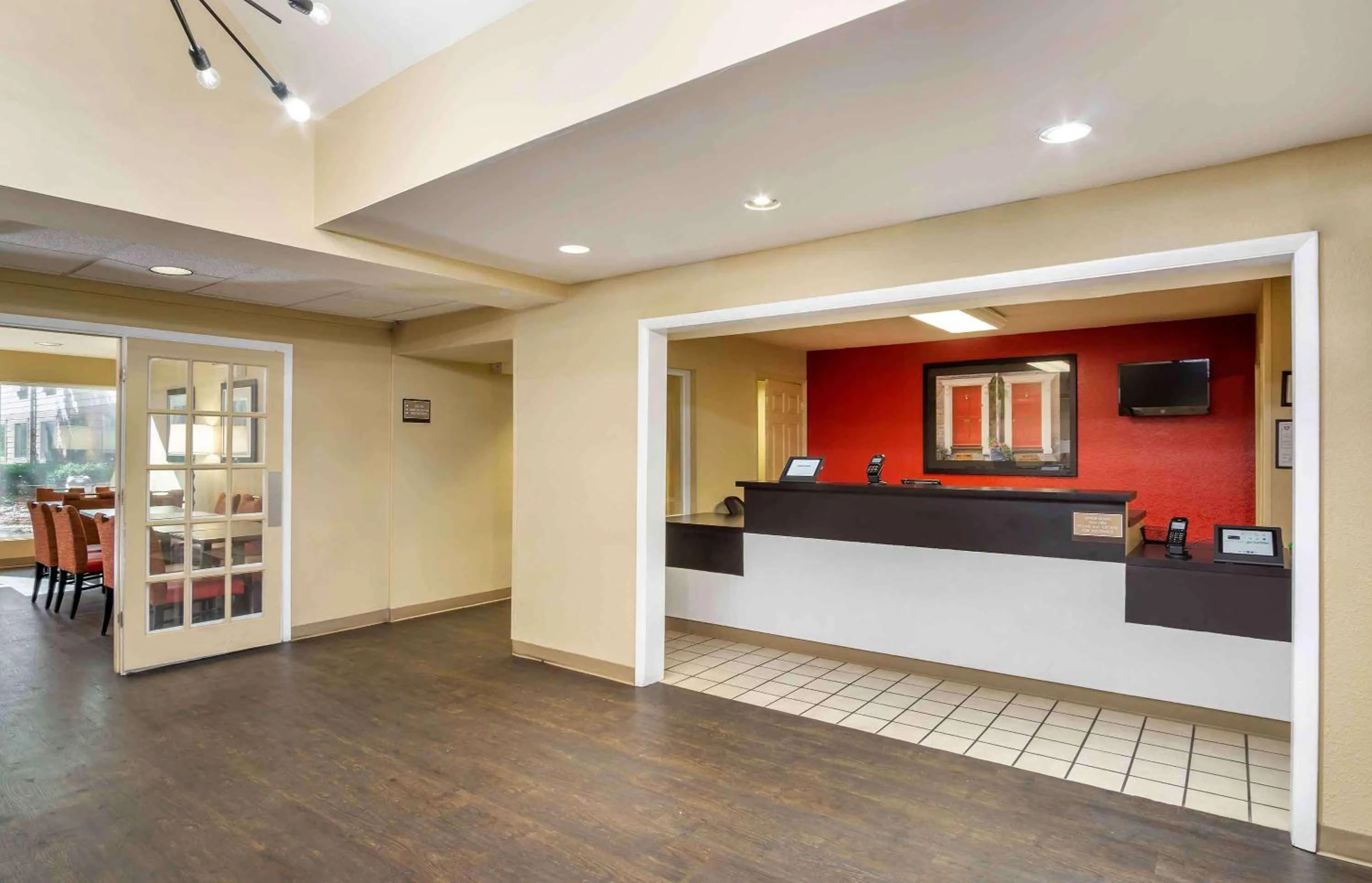 Lobby or reception in Extended Stay America Suites - Charleston - Airport