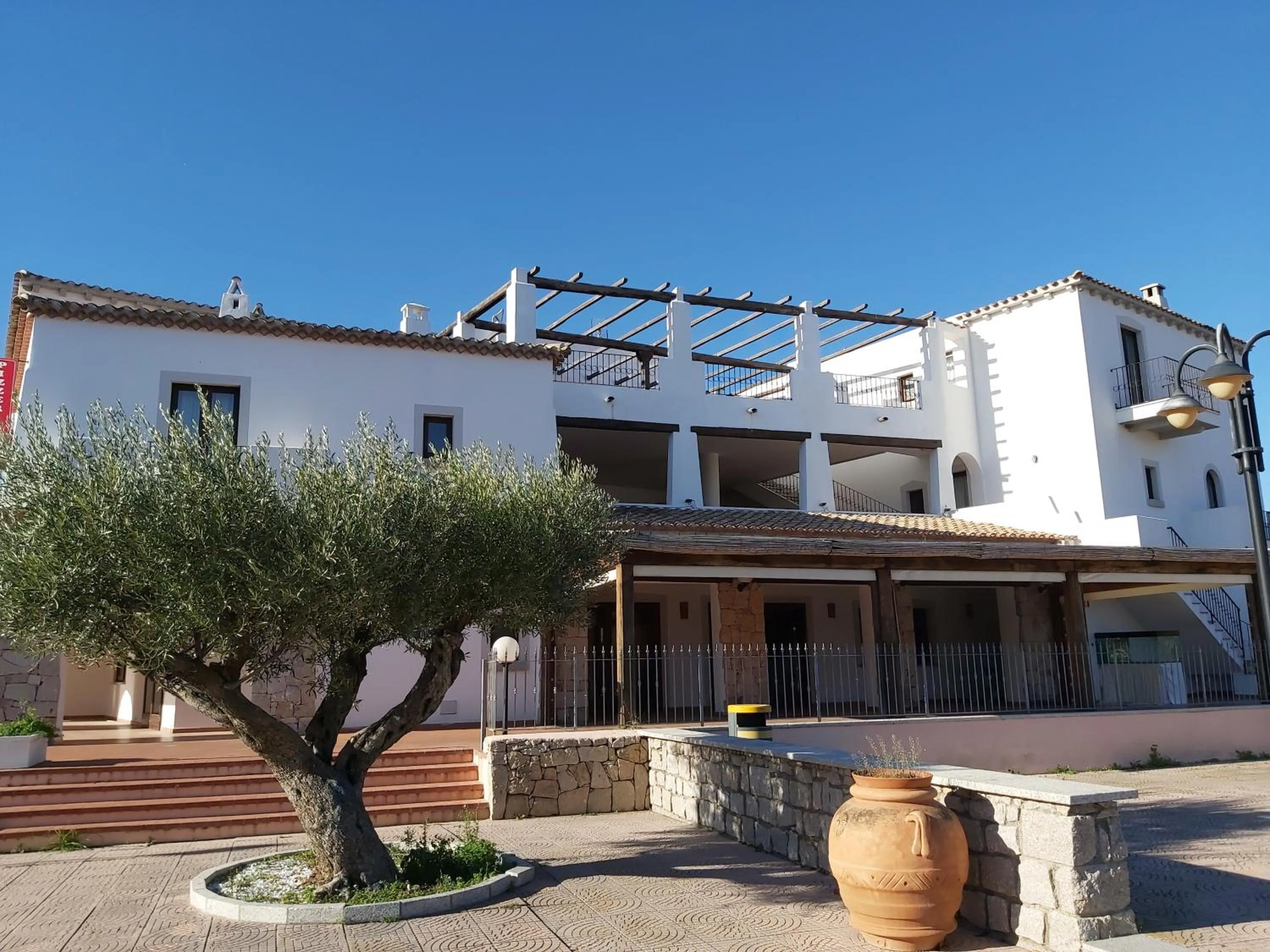 Facade/entrance in Hotel il Faro di Molara