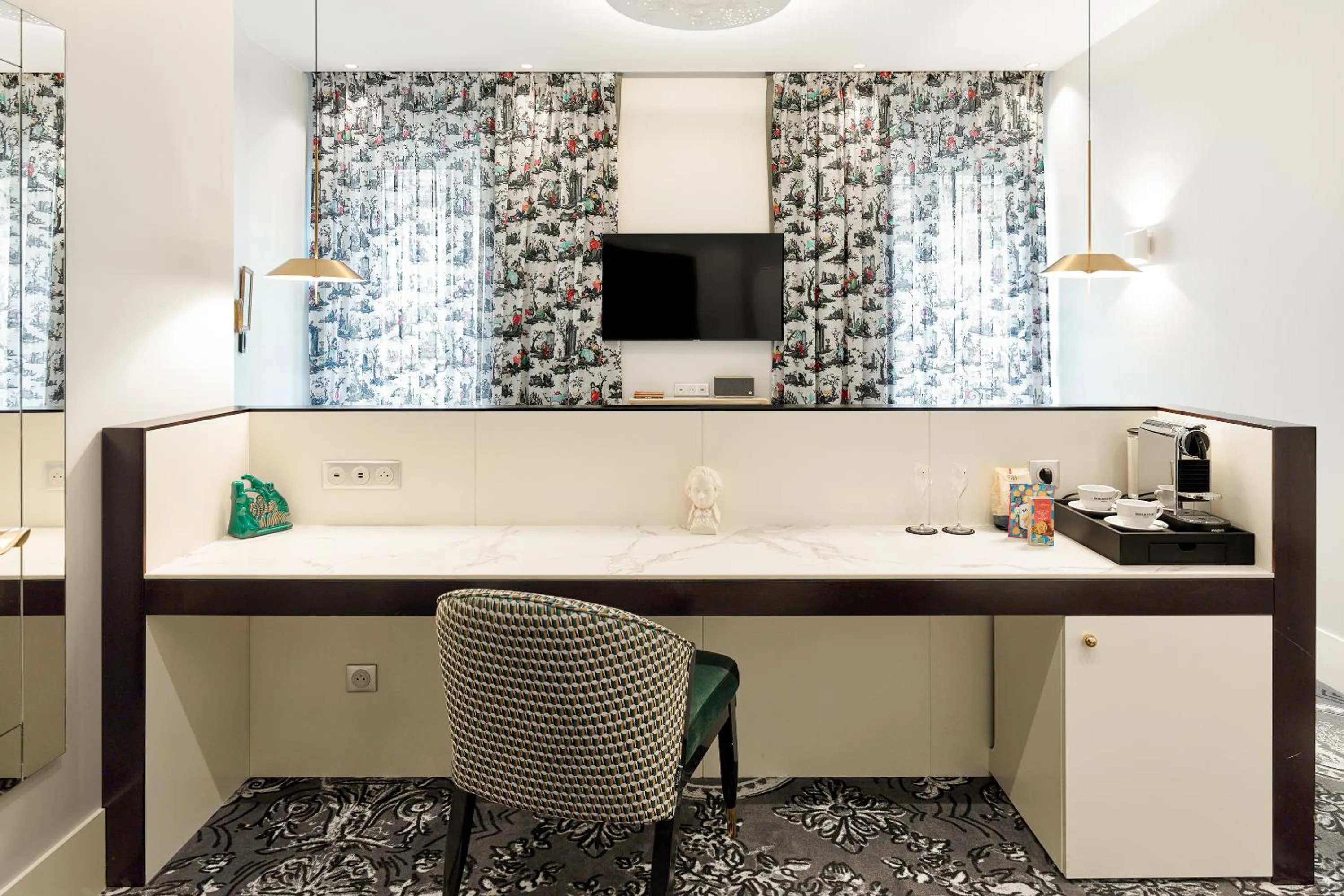 Bed in Normandy Le Chantier