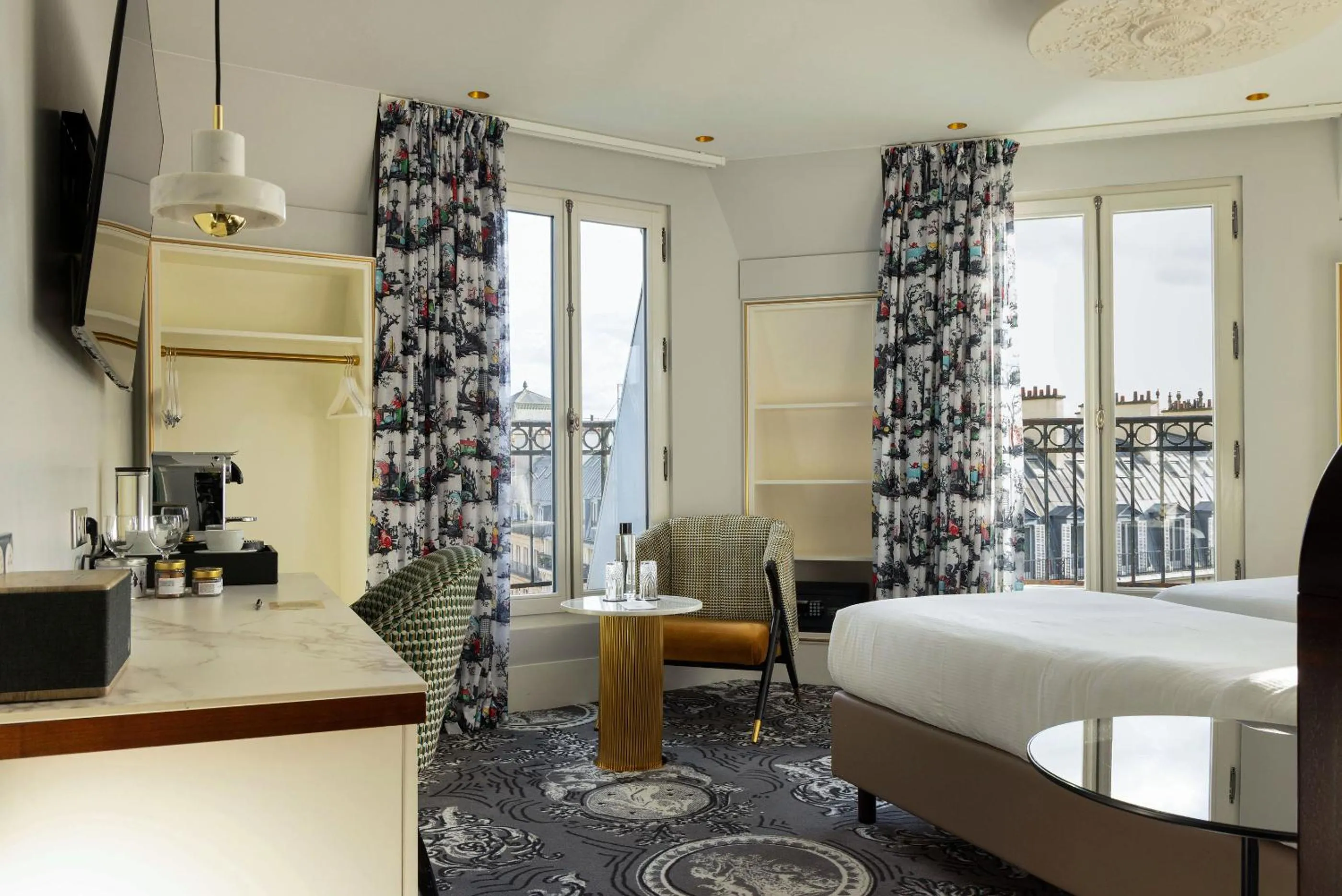 Photo of the whole room, Bed in Normandy Le Chantier