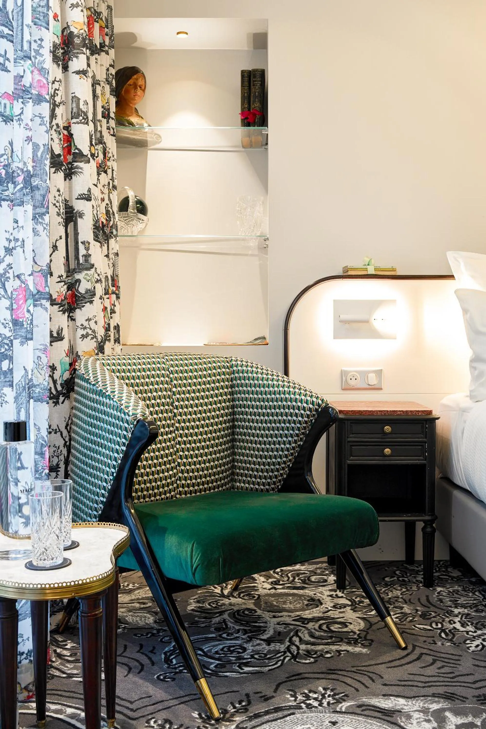 Seating area in Normandy Le Chantier