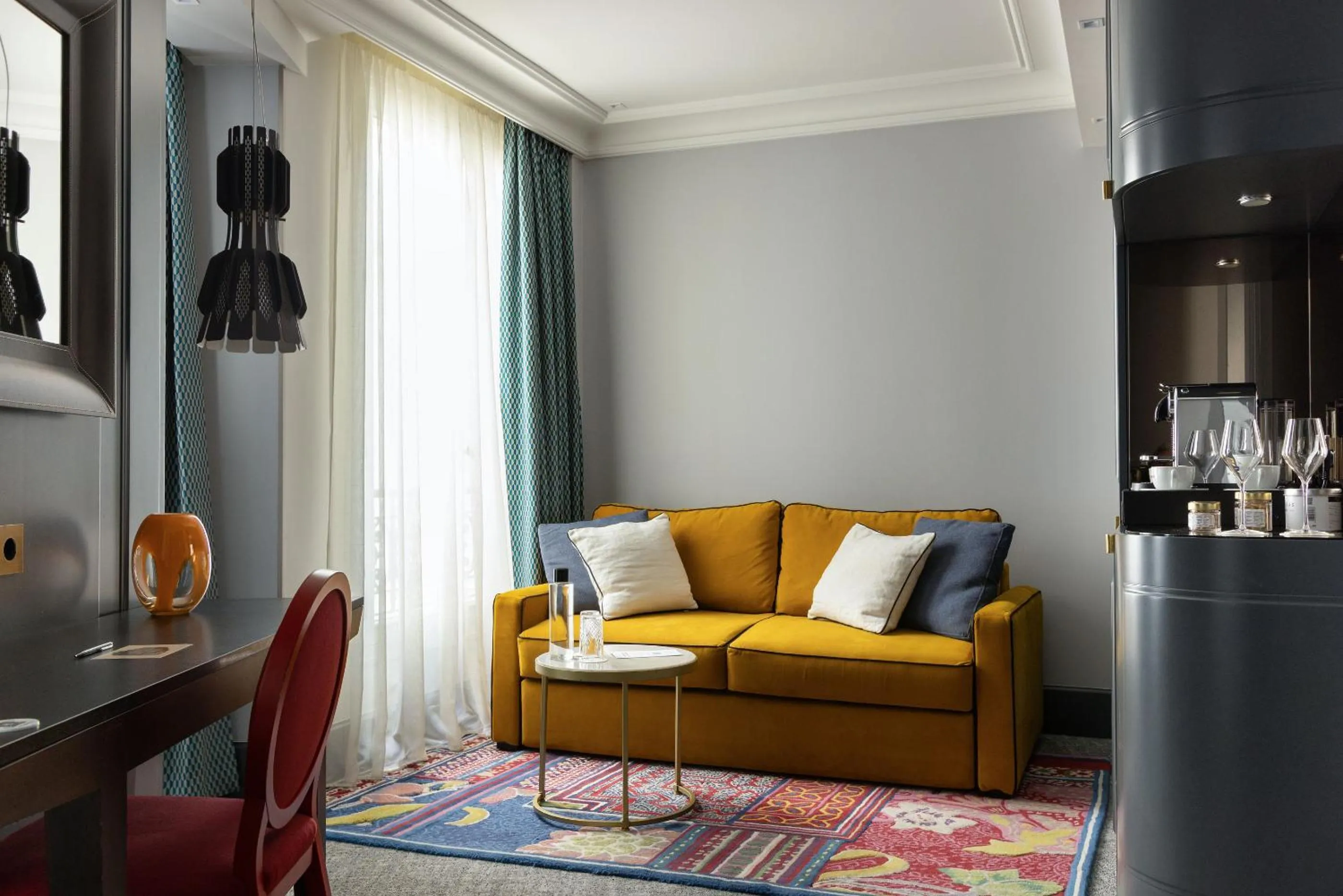 Seating area in Normandy Le Chantier