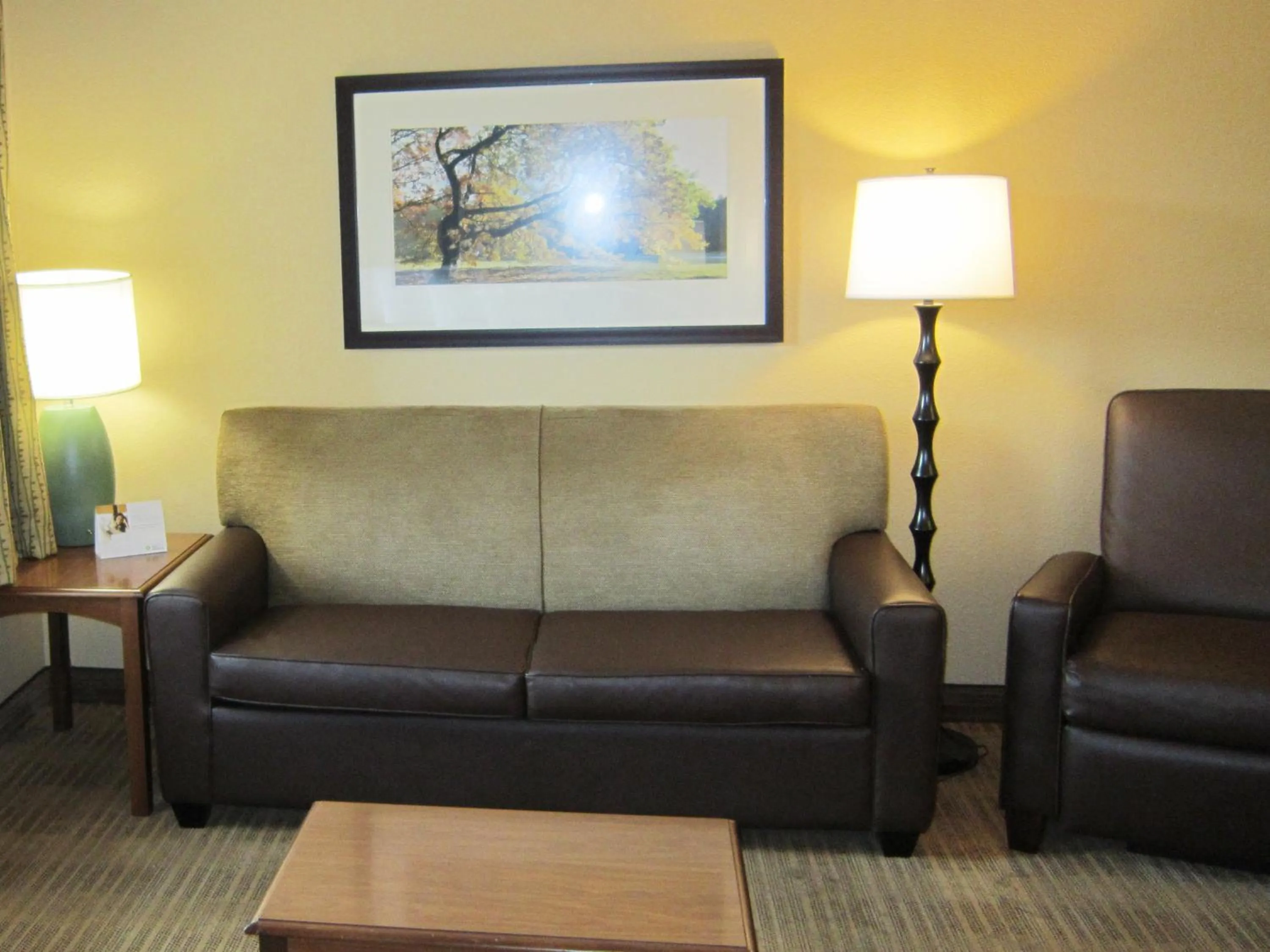 Seating area in Extended Stay America Suites - San Jose - Edenvale - South