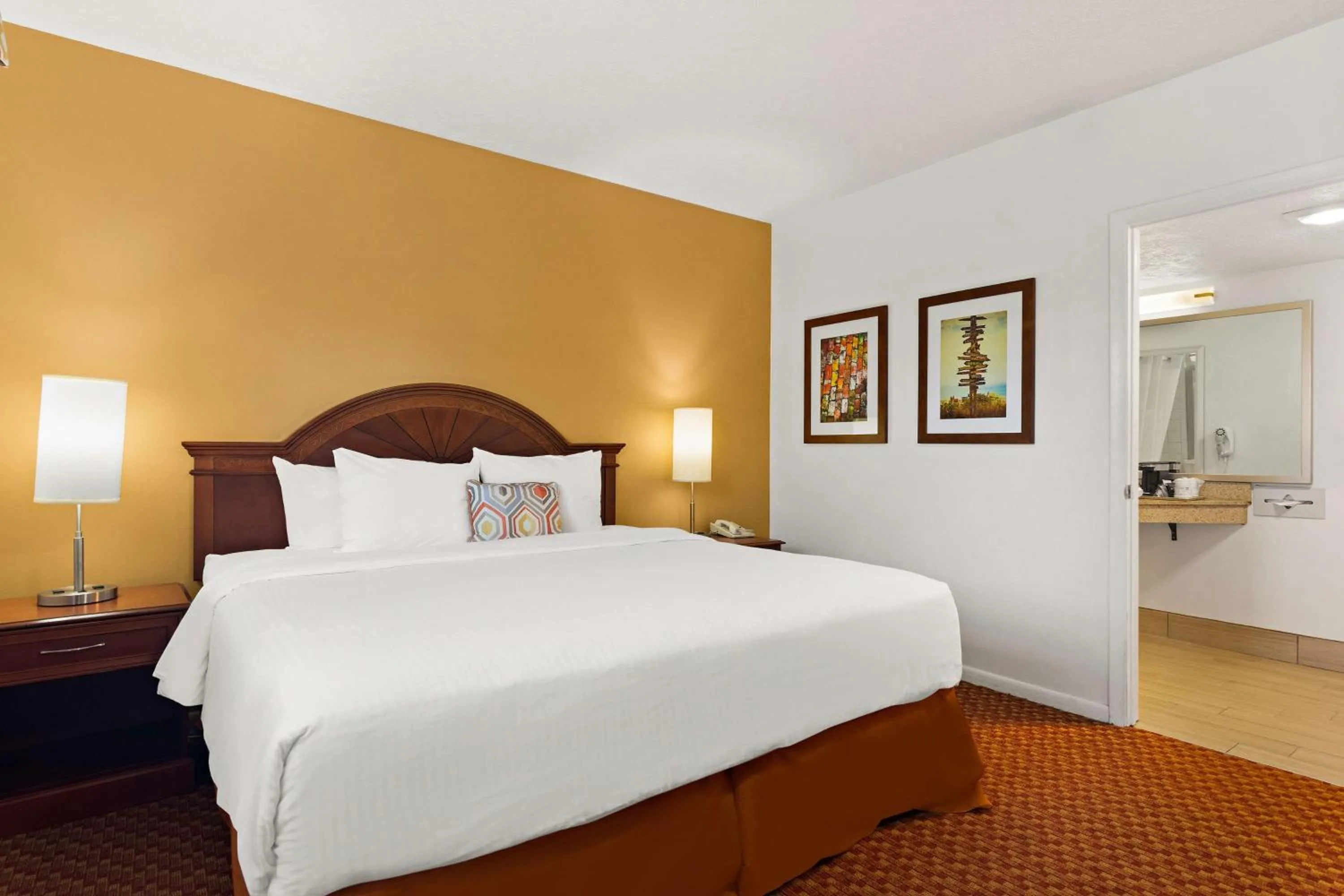 Bedroom, Bed in Best Western Port St. Lucie