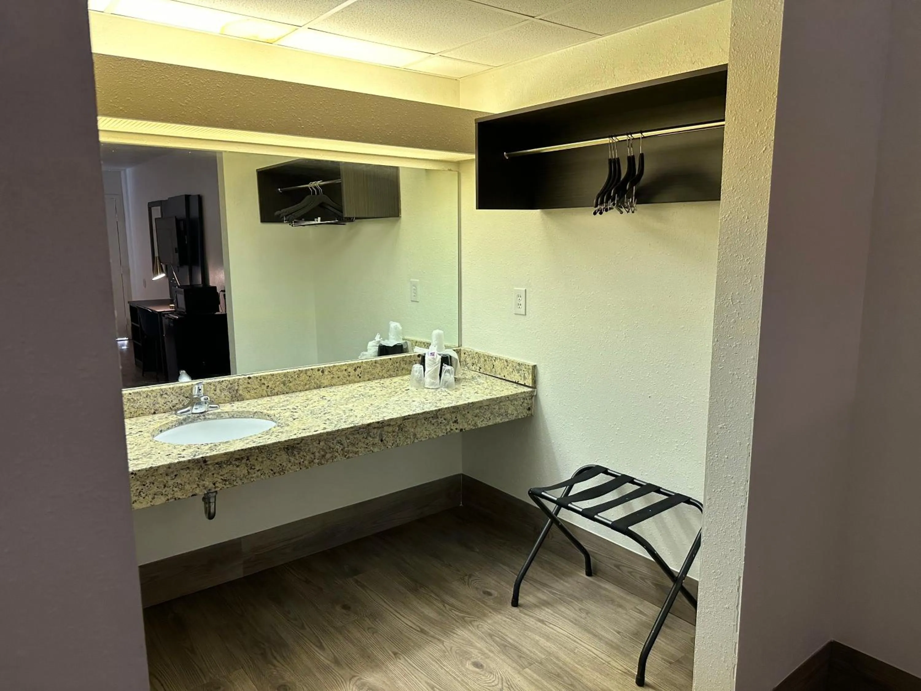 Motel 6-Pooler, GA - Savannah Airport