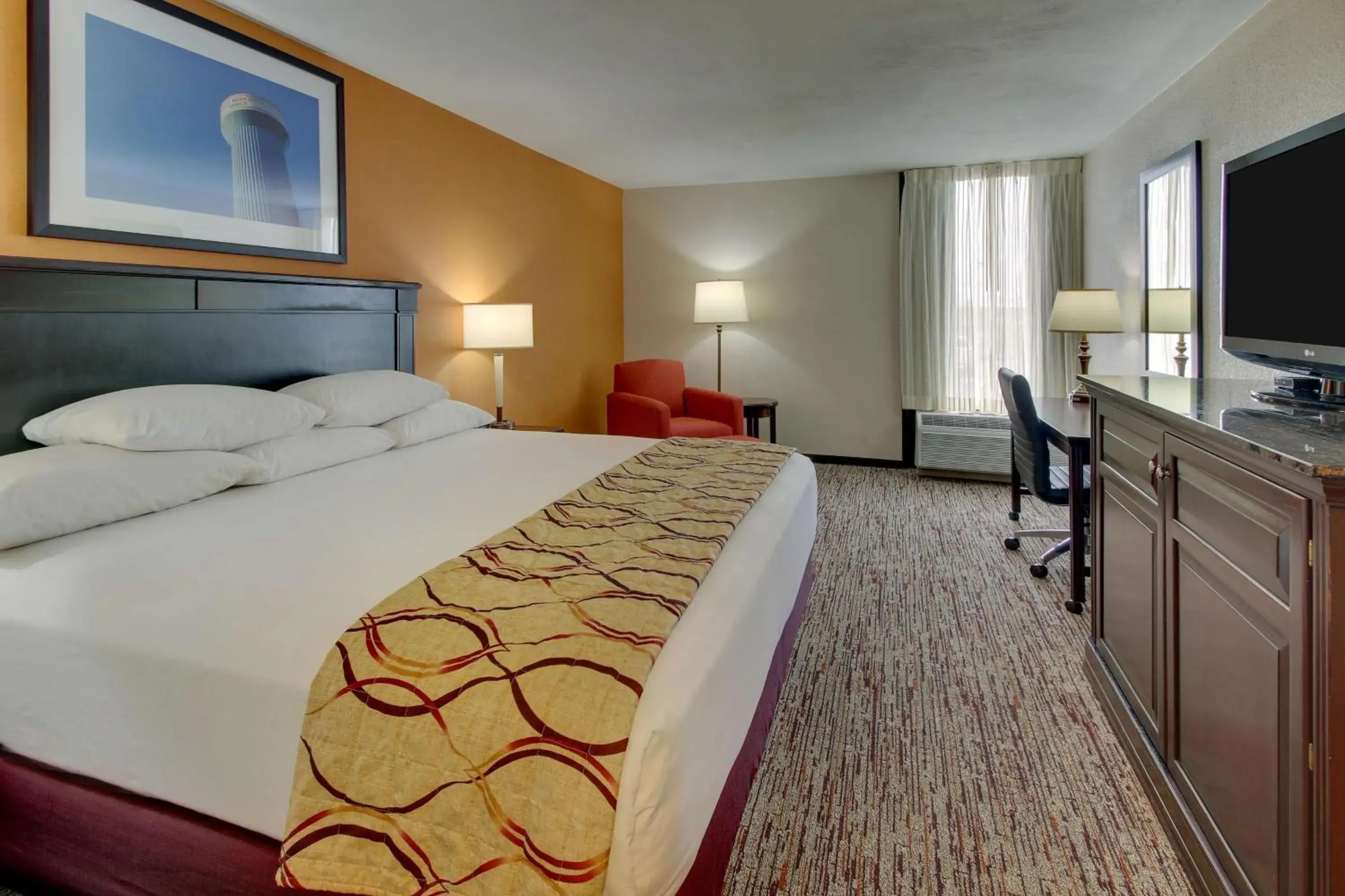 Deluxe King Room - Accessible, Tub in Pear Tree Inn St. Louis - Arnold Deluxe King Room - Accessible, Tub in Pear Tree Inn St. Louis - Arnold