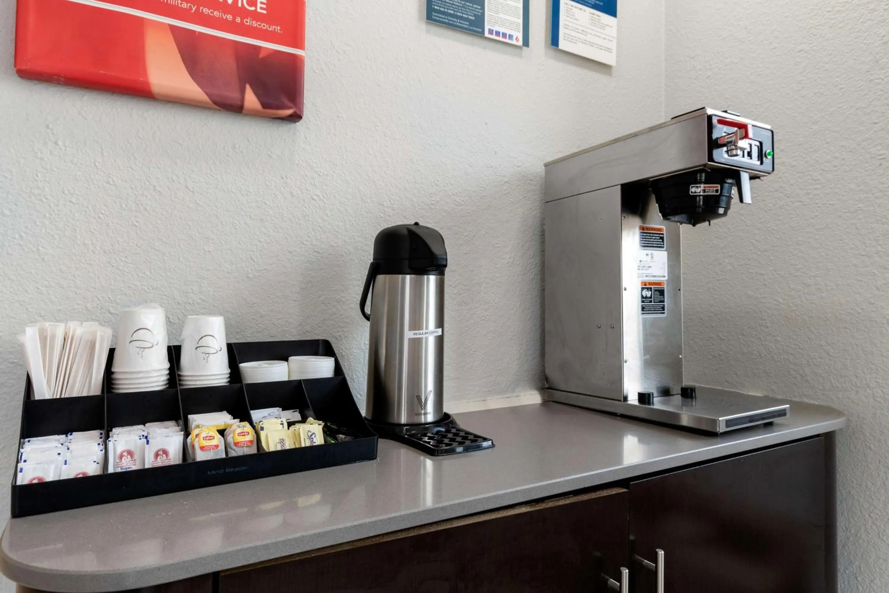 Restaurant/places to eat in Motel 6-York, PA - North