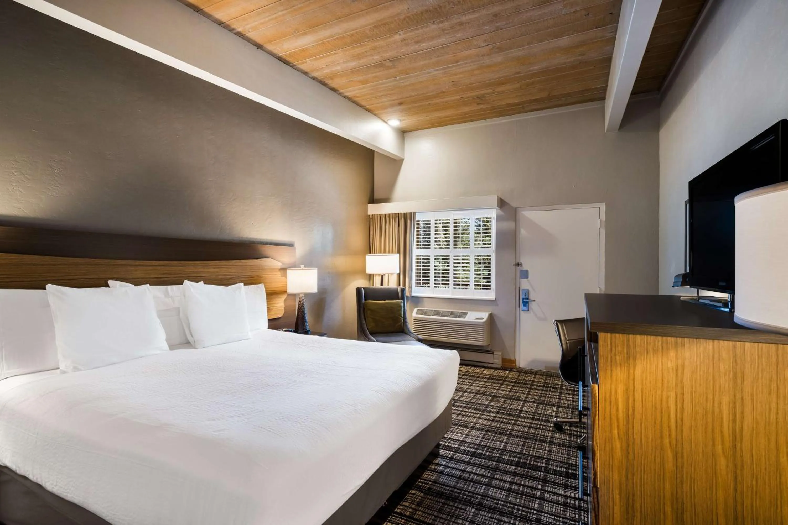 Bedroom, Bed in Best Western Antlers at Glenwood Springs
