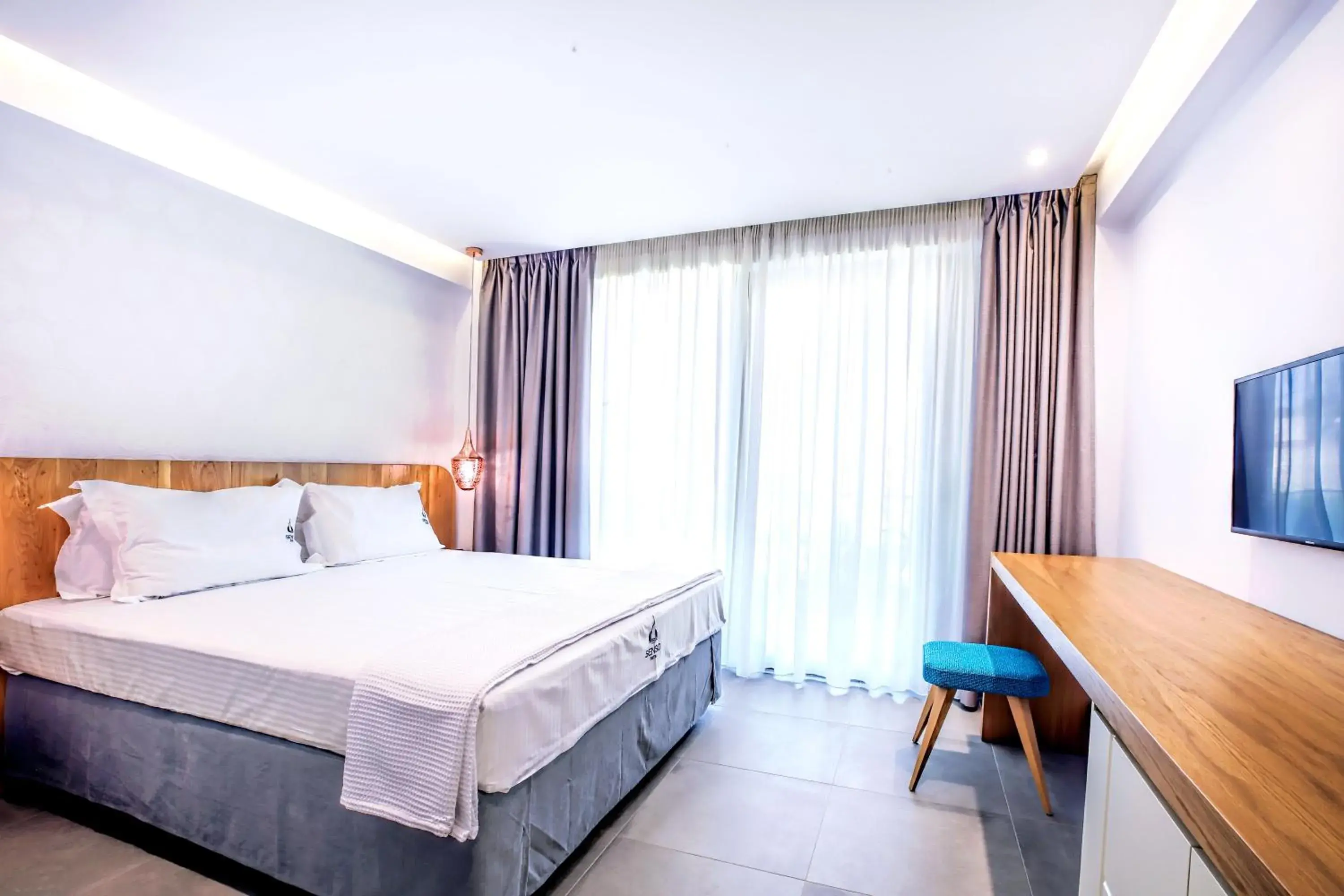 King Room with Pool View in Senso Suites King Room with Pool View in Senso Suites