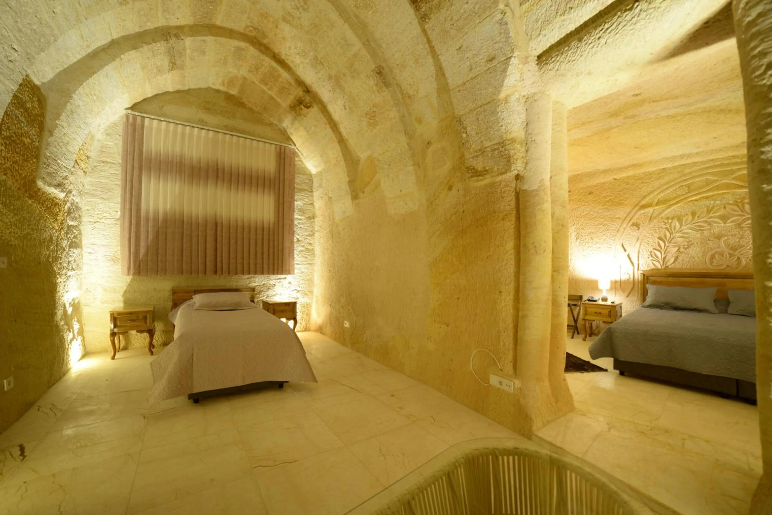 Bed in Crassus Cave Hotel