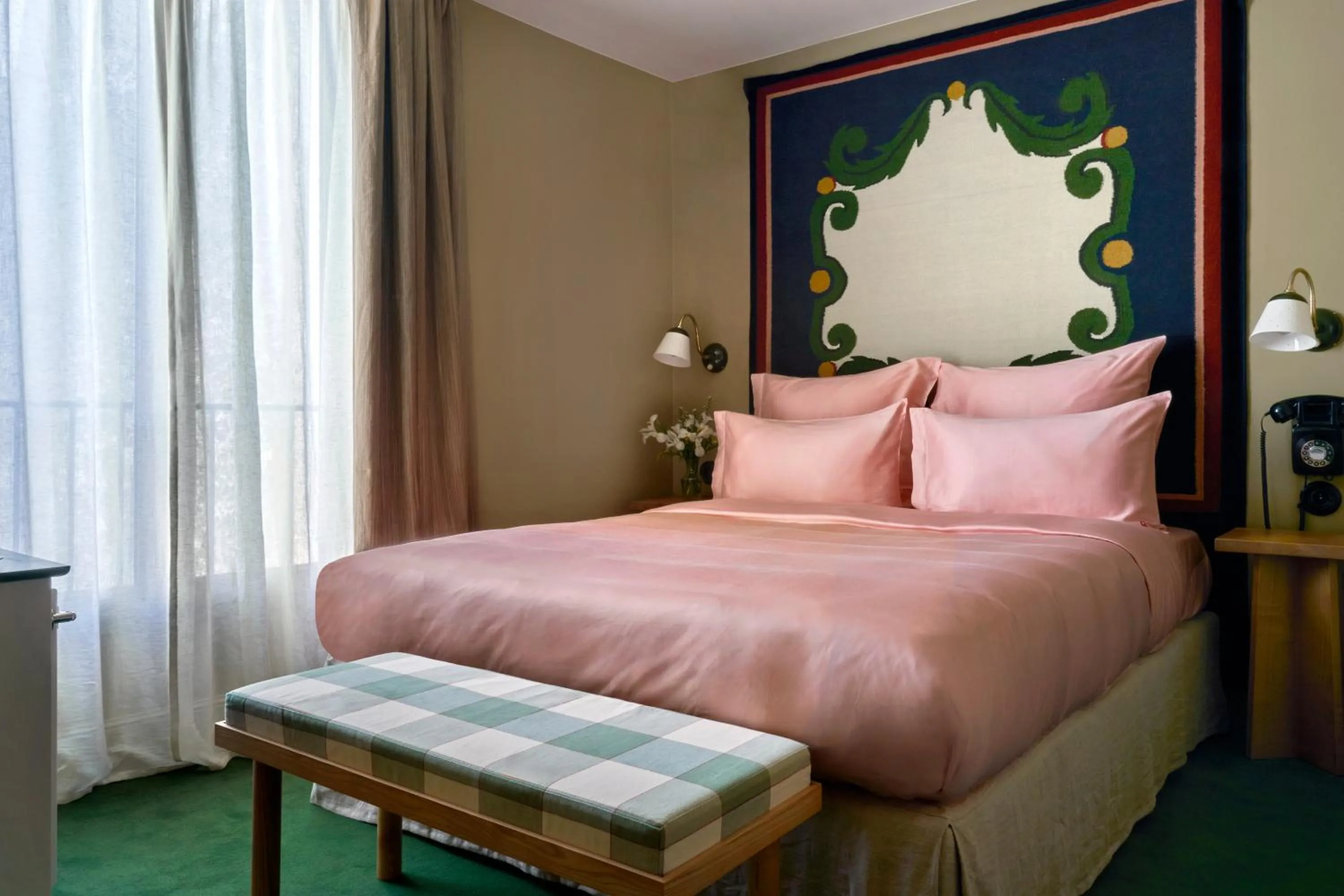 Bedroom, Bed in Hôtel de La Boétie