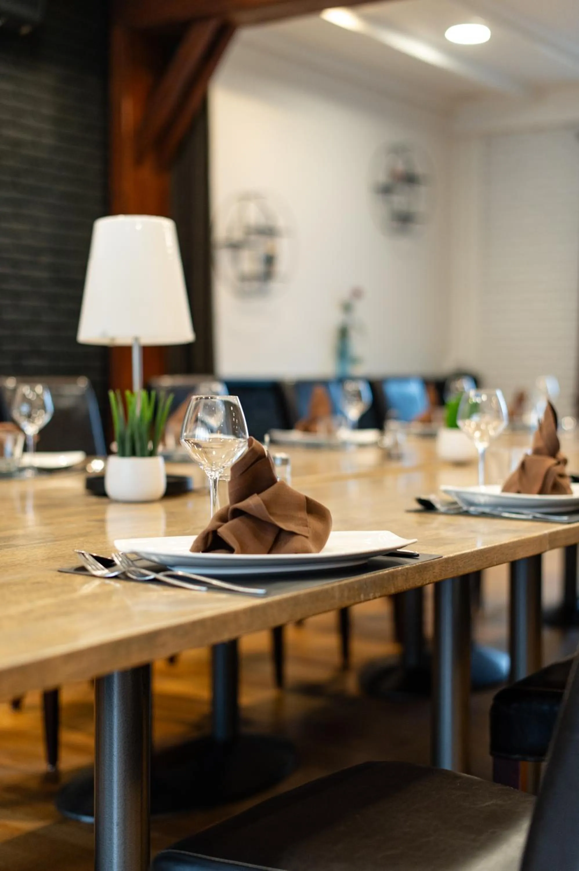 Banquet/Function facilities in Logis Hôtel Des Acacias Lille Neuville en Ferrain, Restaurant l'Acacias Gourmand