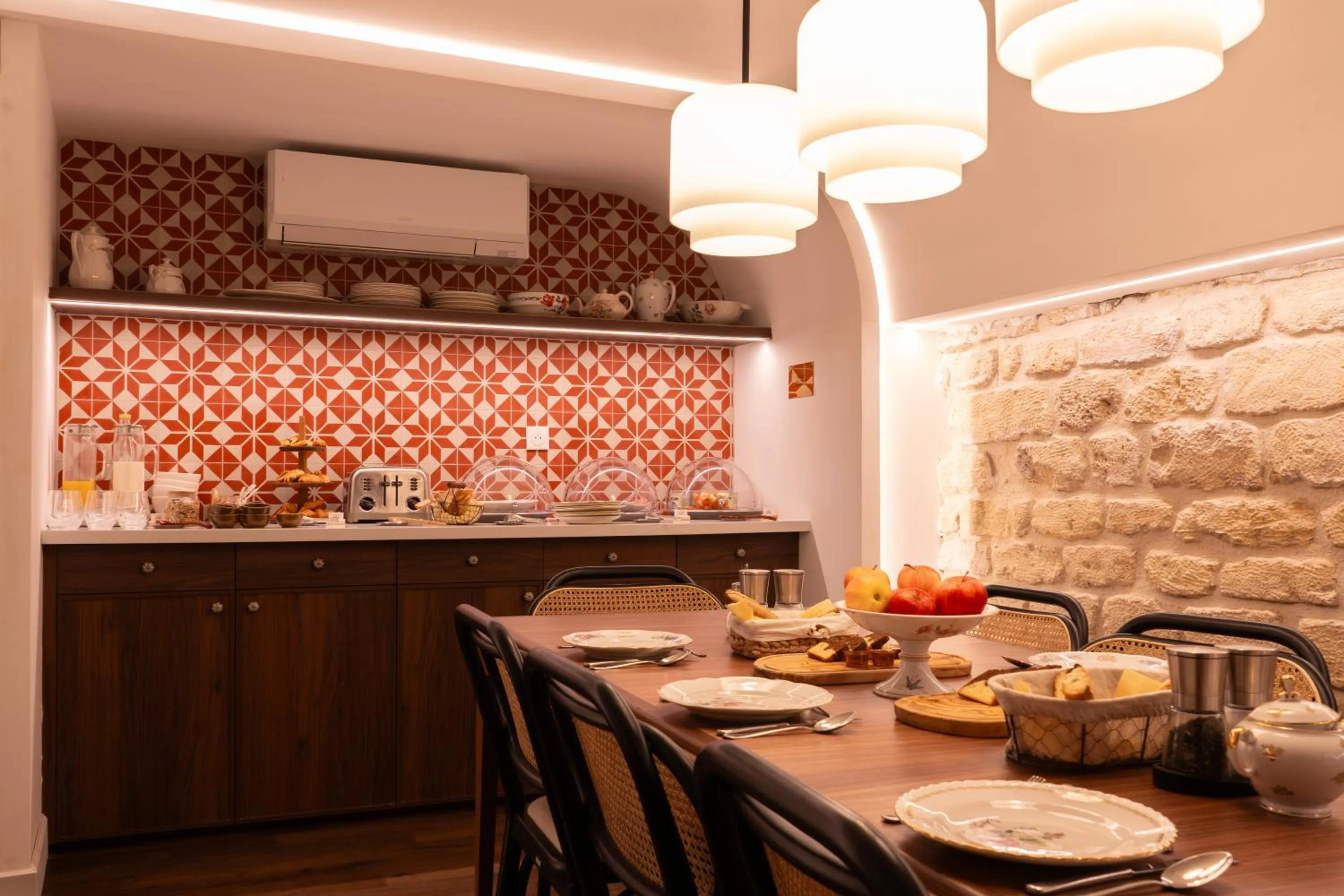 Food and drinks in Joli Môme