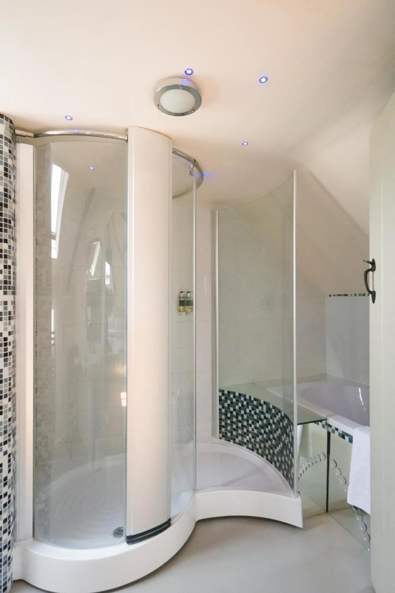 Bathroom in Lower Severalls Farmhouse
