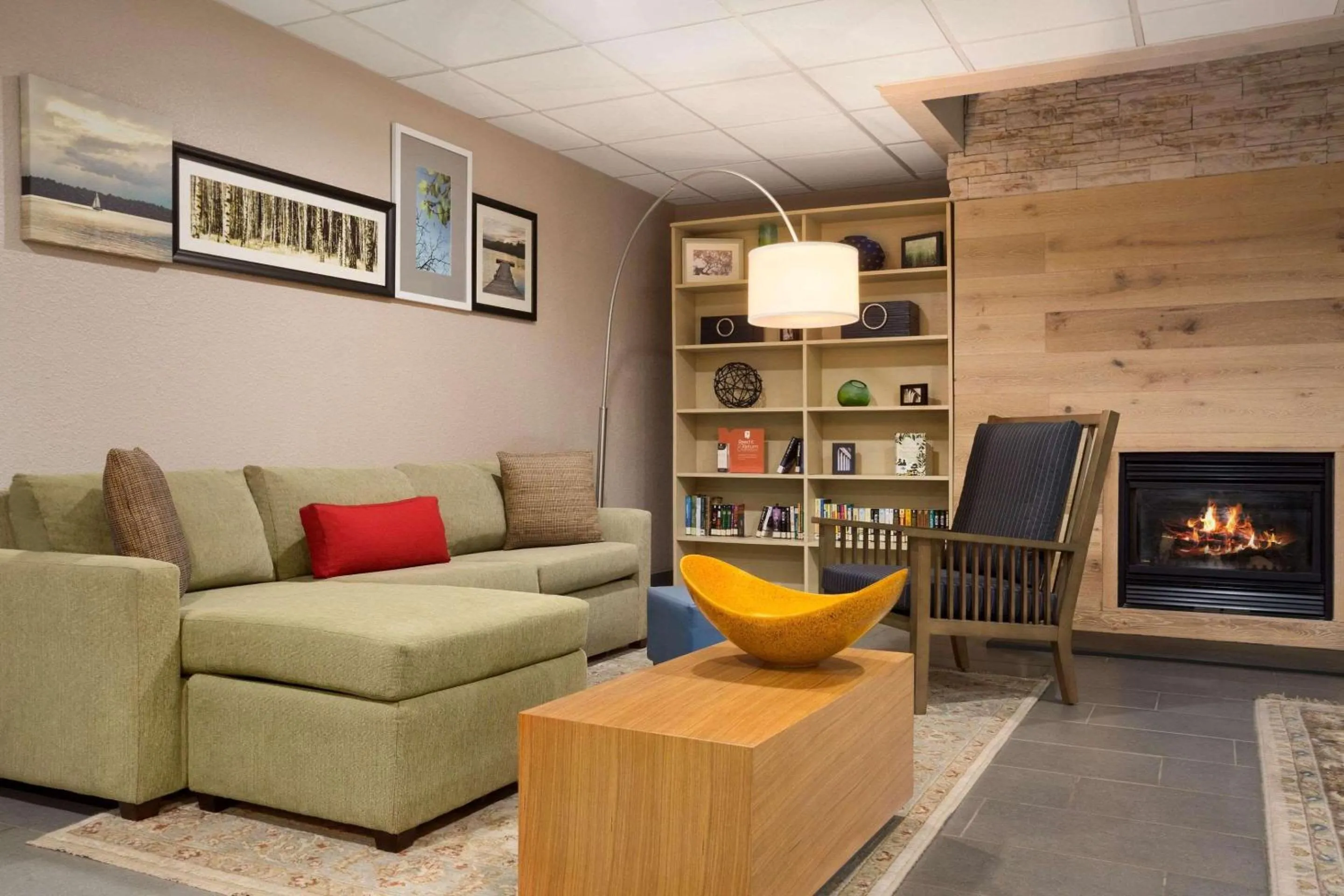 Lobby or reception in Country Inn & Suites by Radisson, Charlotte University Place, NC