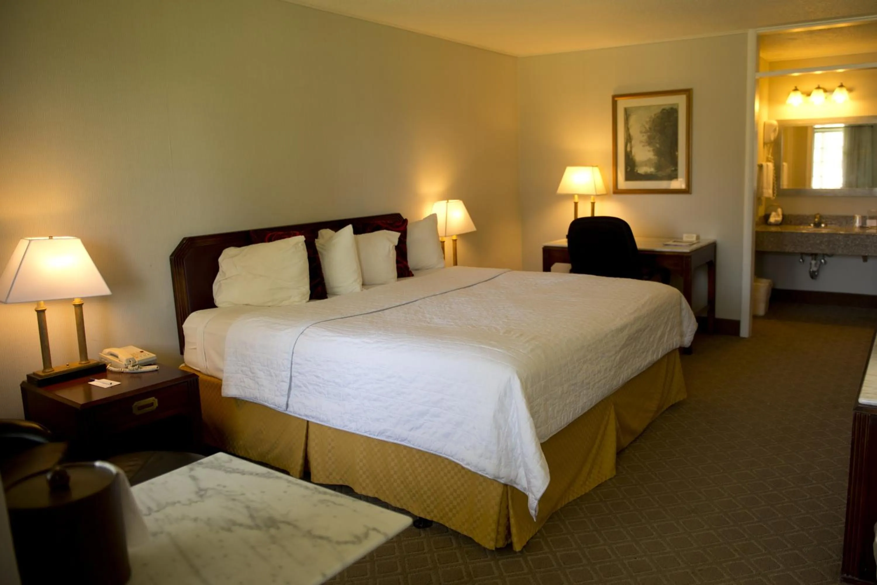 Bedroom, Bed in Travelodge by Wyndham Ogallala