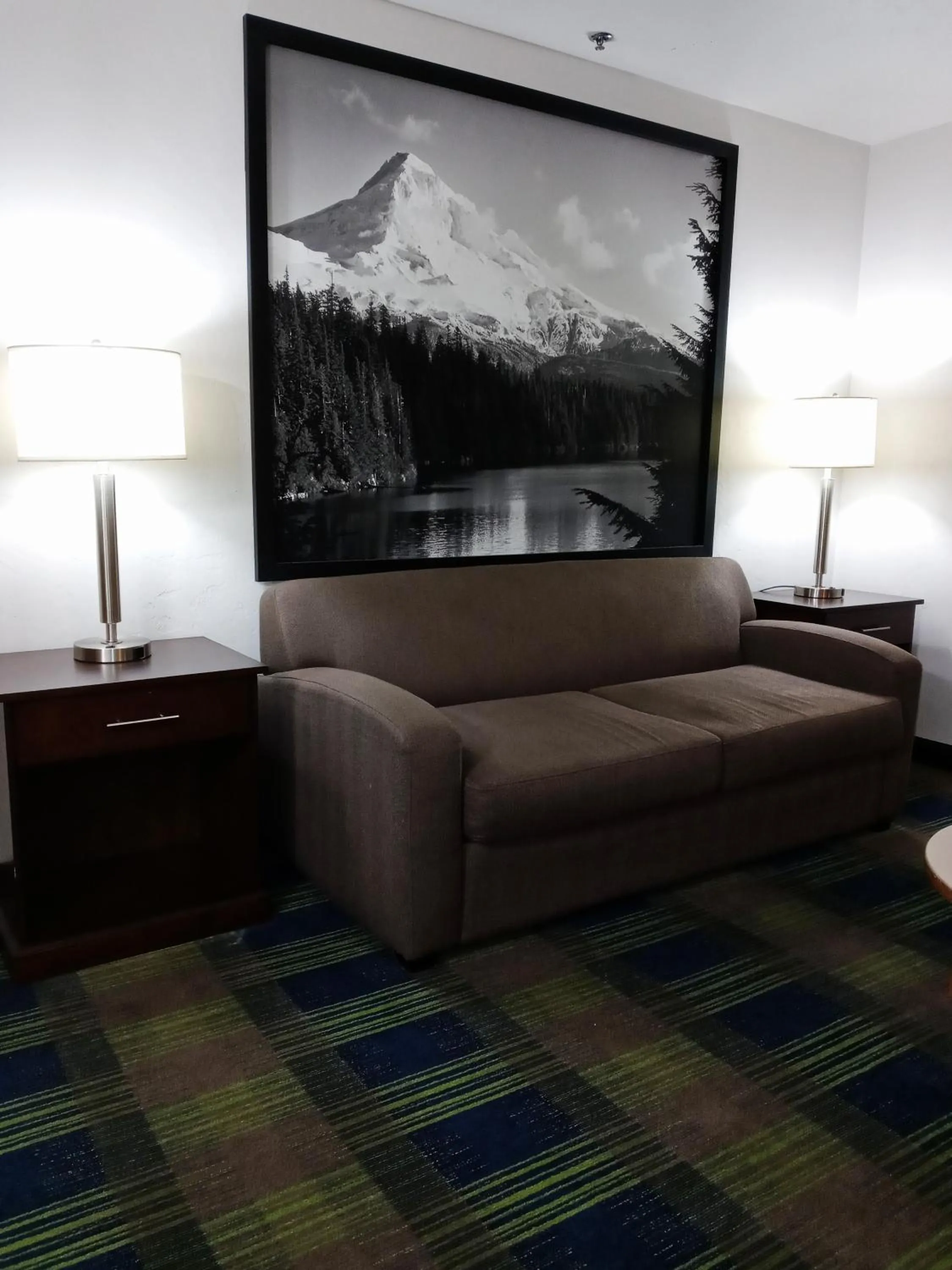 TV and multimedia in Super 8 by Wyndham Walla Walla