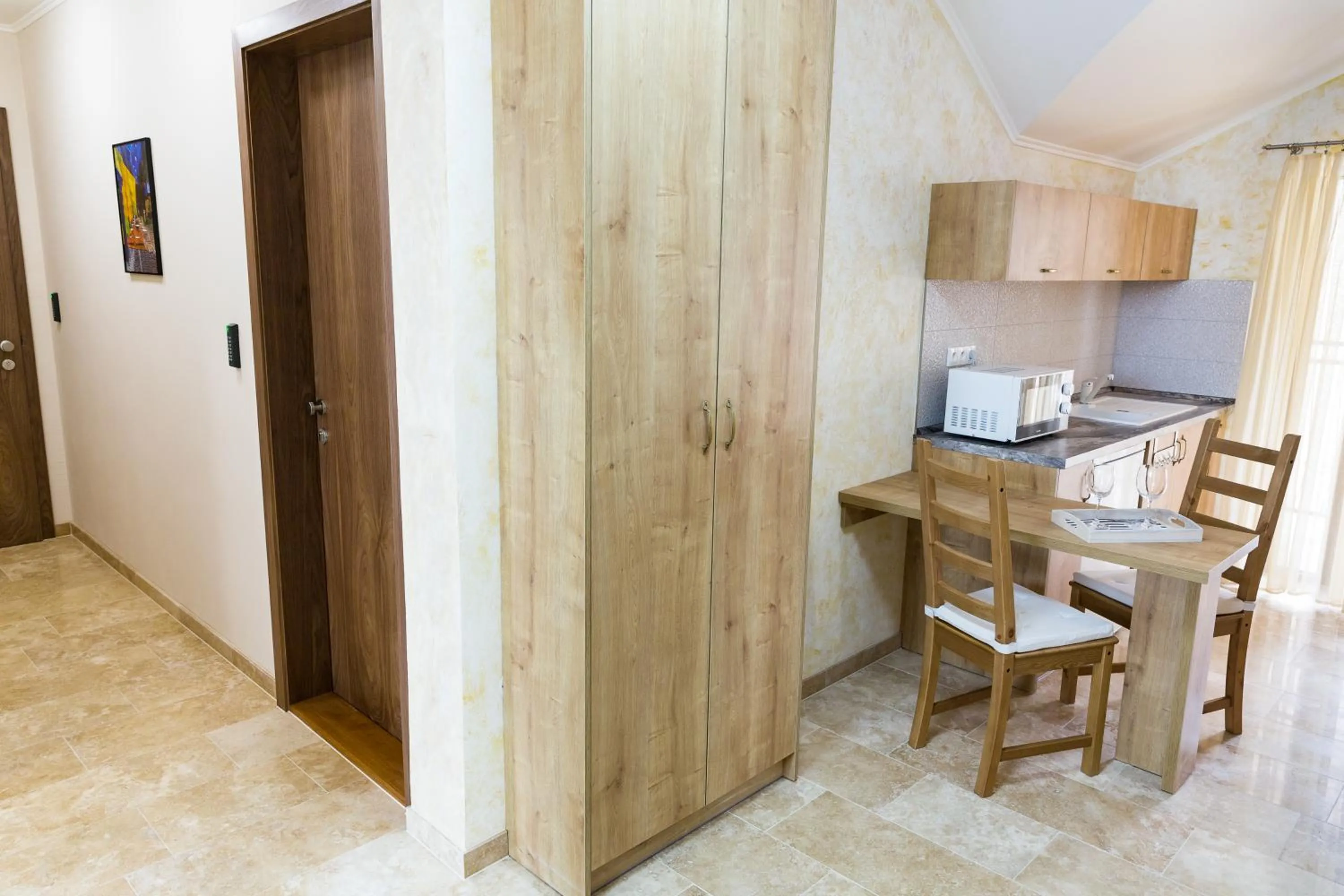 Dining area in SoleGutta