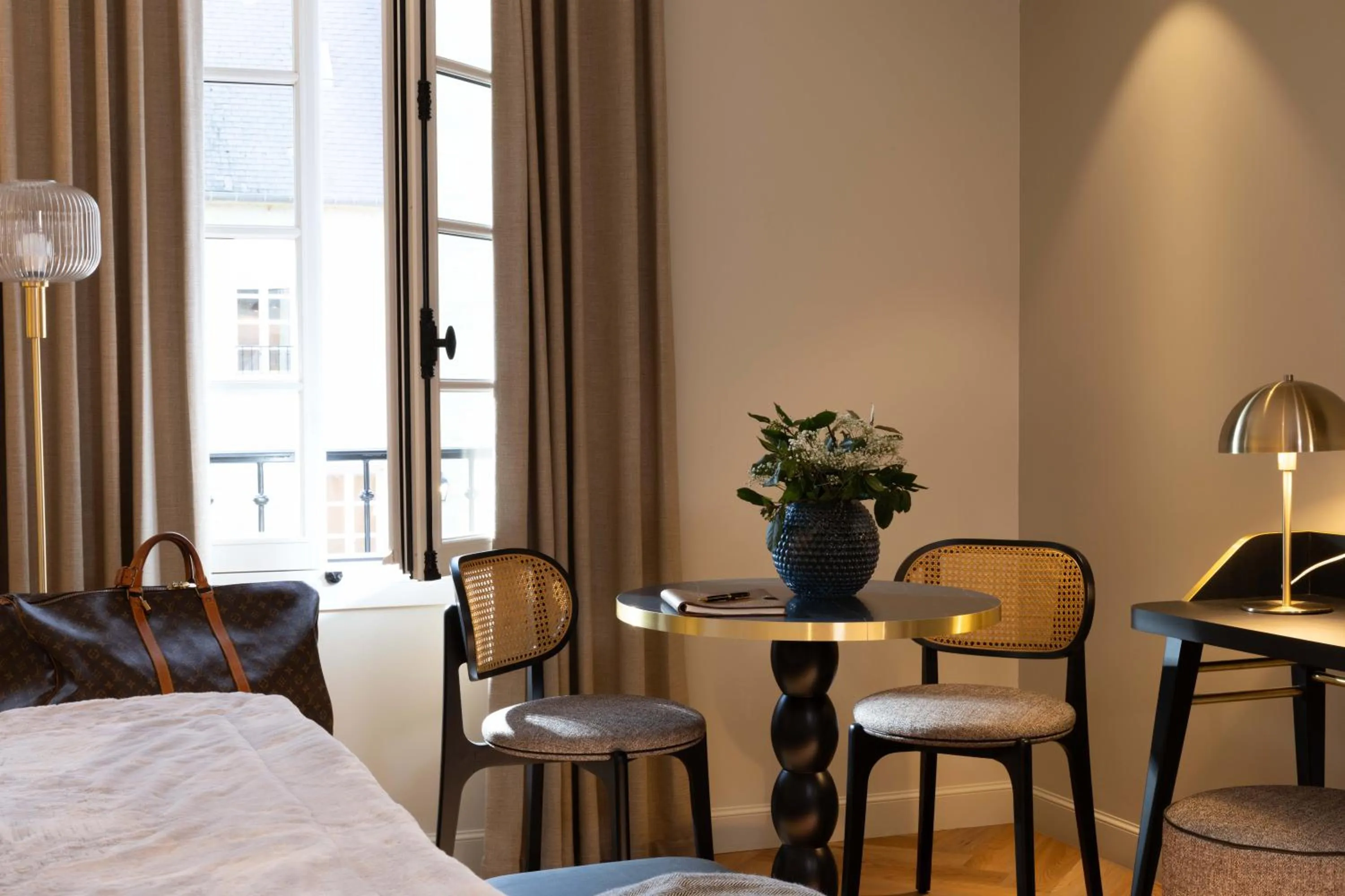 Bedroom, Bed in Château Saint Gilles - Bayeux