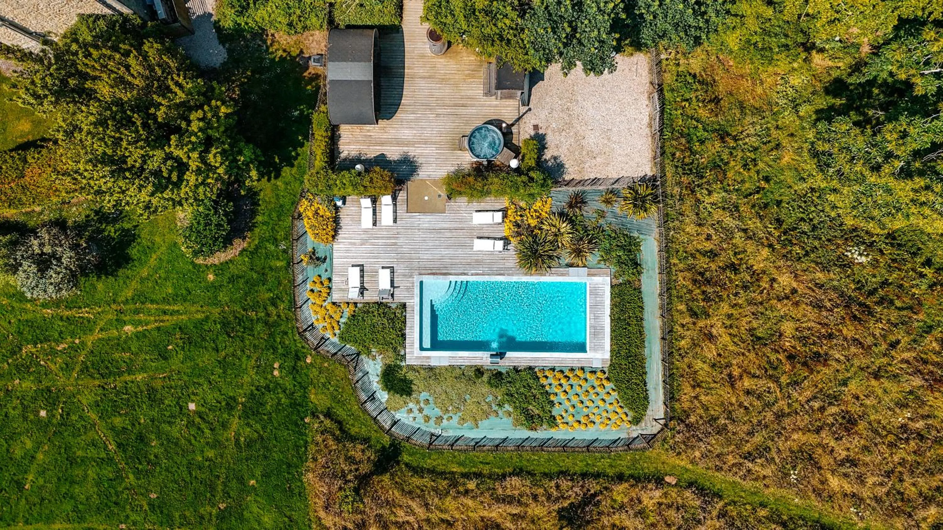 Swimming pool in Château Saint Gilles - Bayeux