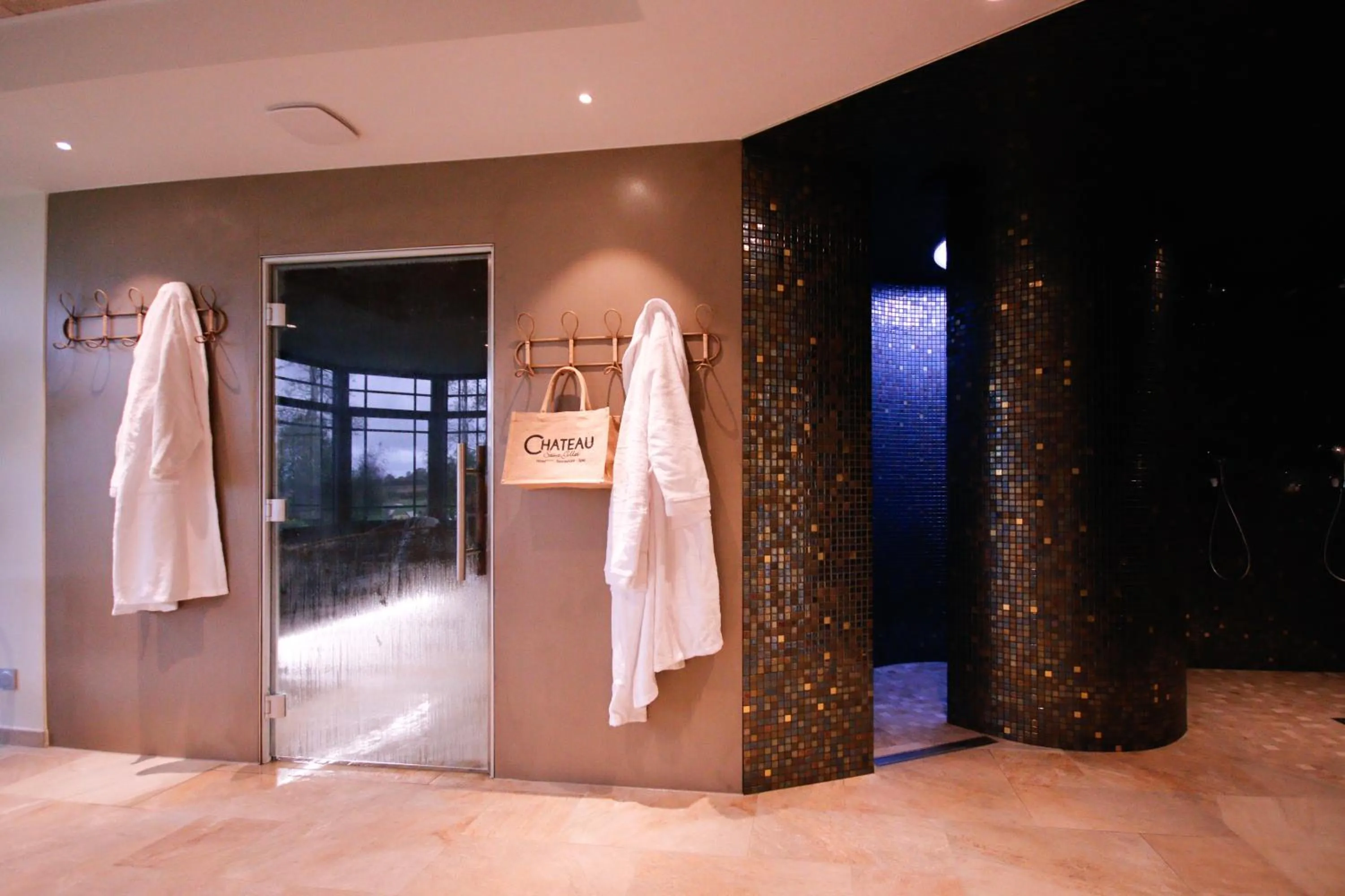 Spa and wellness centre/facilities in Château Saint Gilles - Bayeux