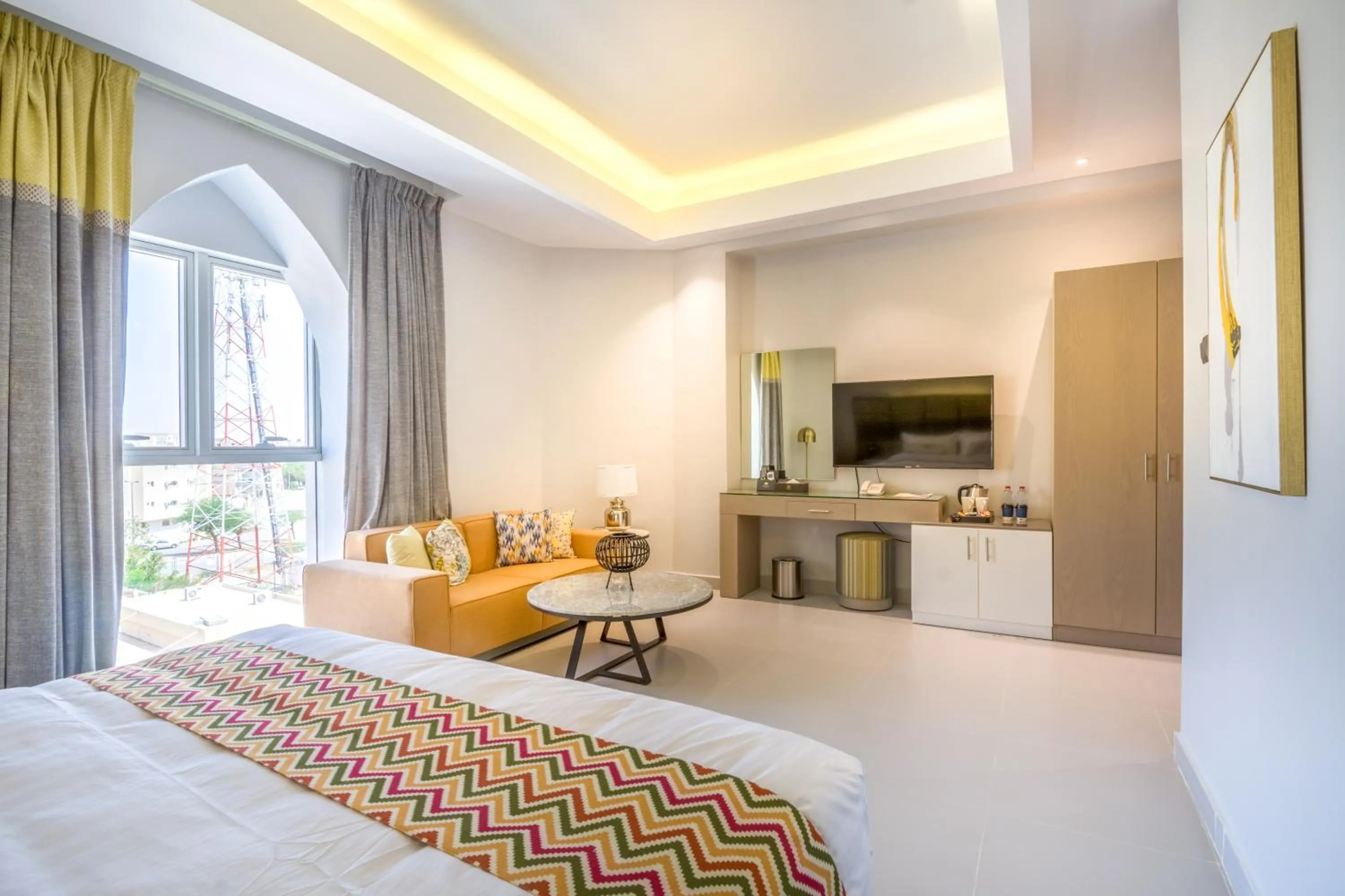 Living room, Bed in Ewaa Express Hotel - Buraydah