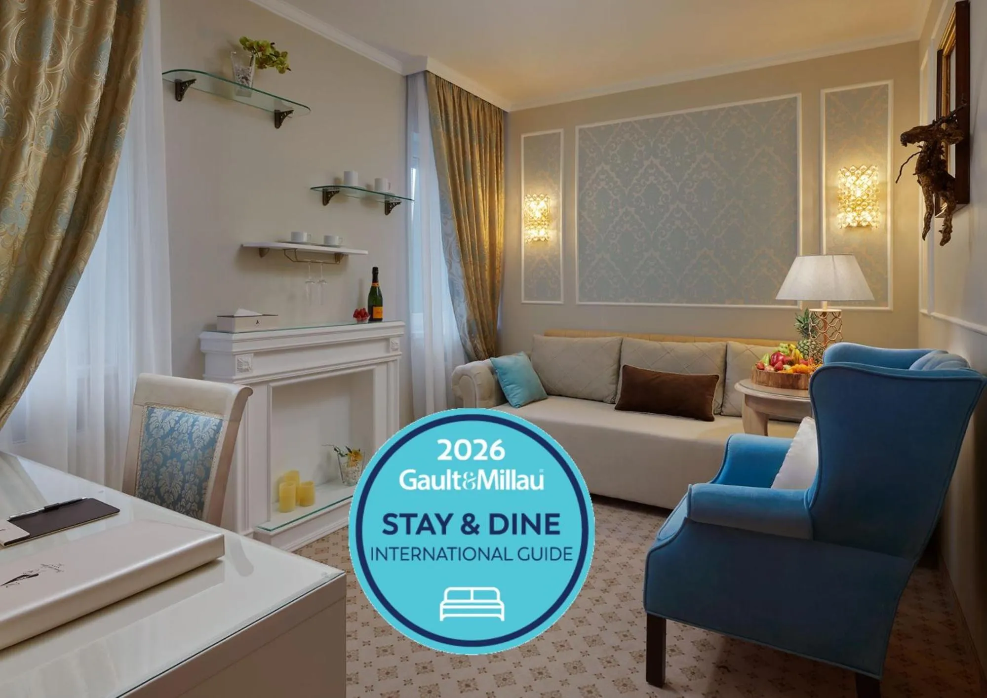 Bed in Honour and Grace Hotel