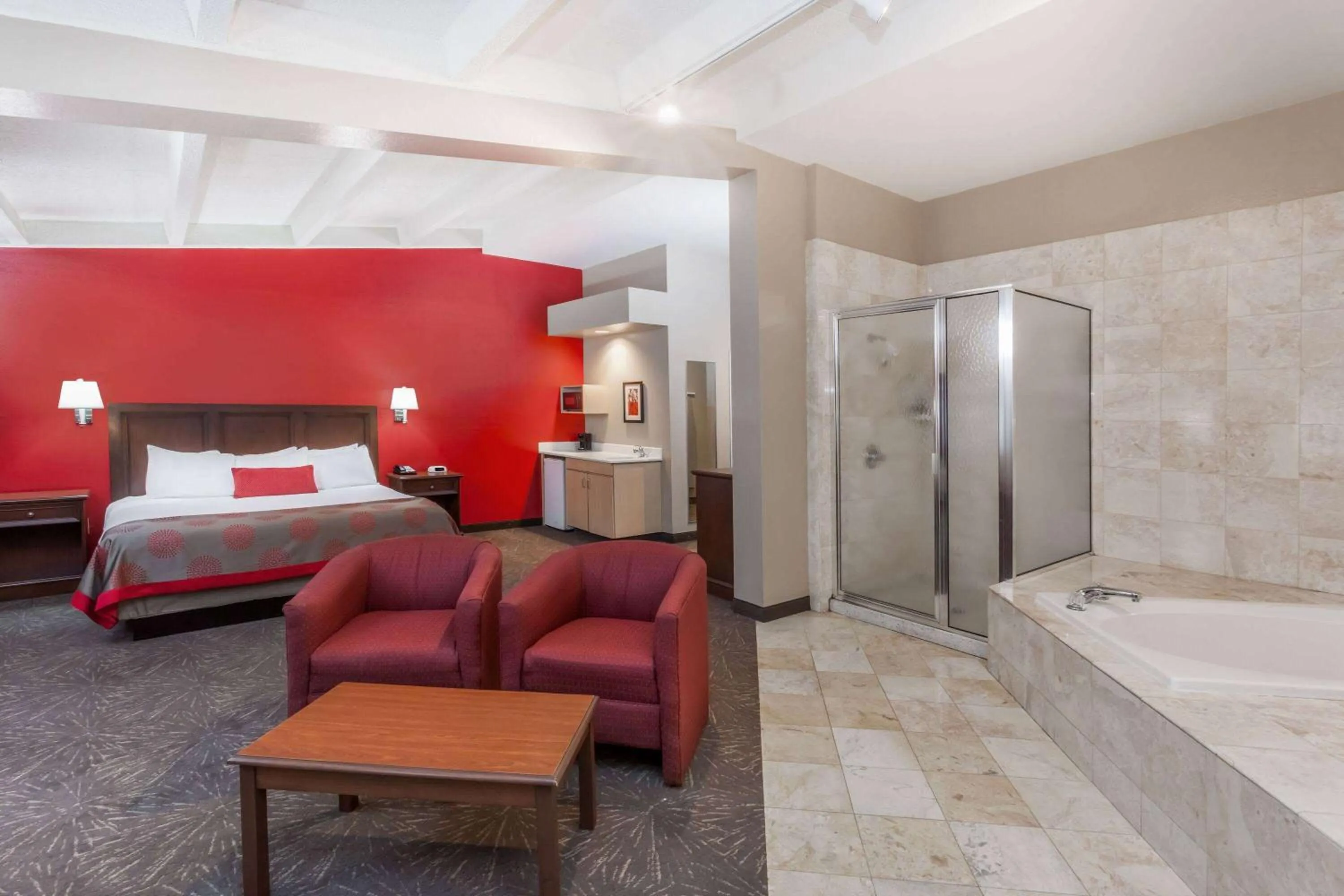 Photo of the whole room, Bed in Ramada by Wyndham Hammond Hotel & Conference Center