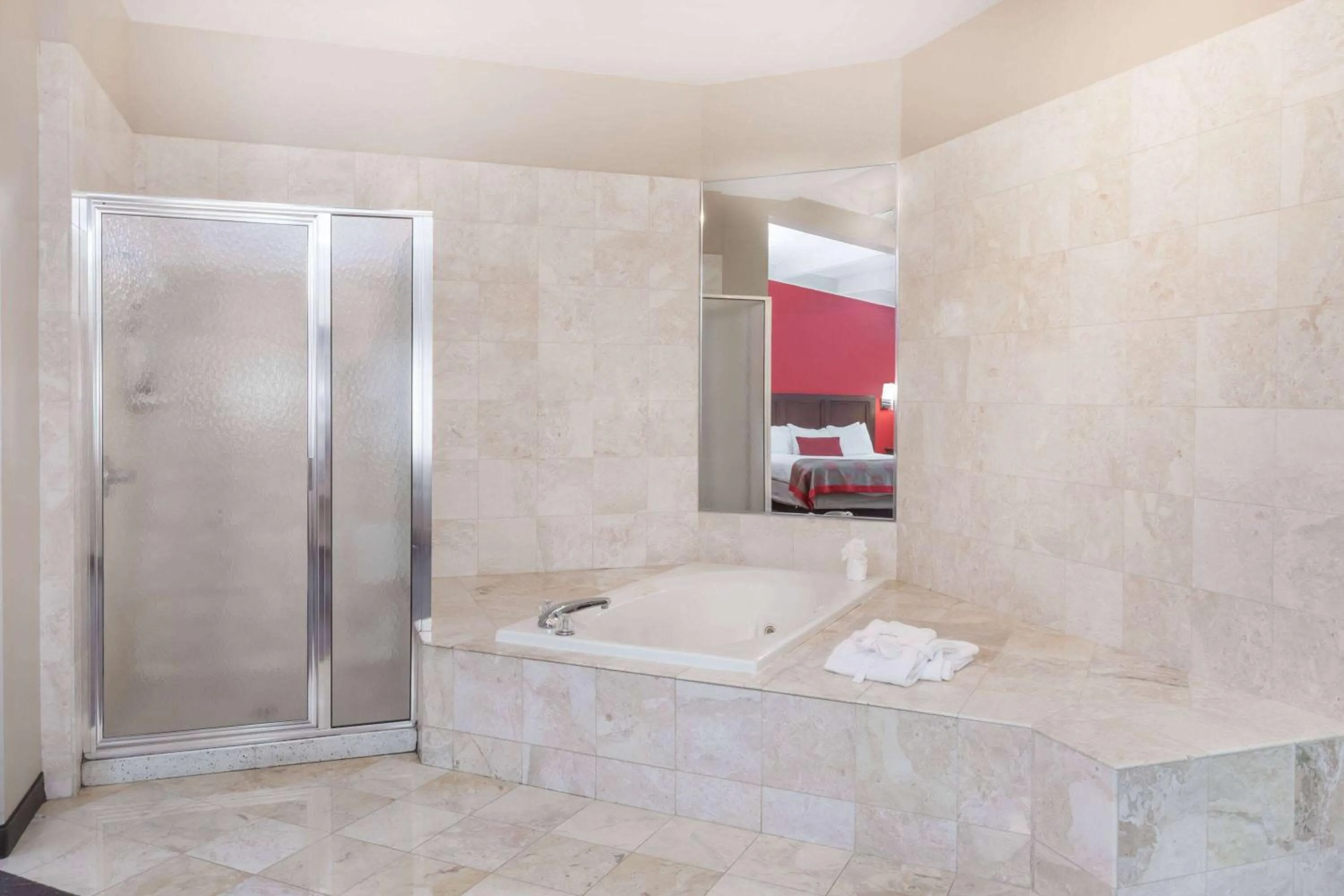 Photo of the whole room in Ramada by Wyndham Hammond Hotel & Conference Center