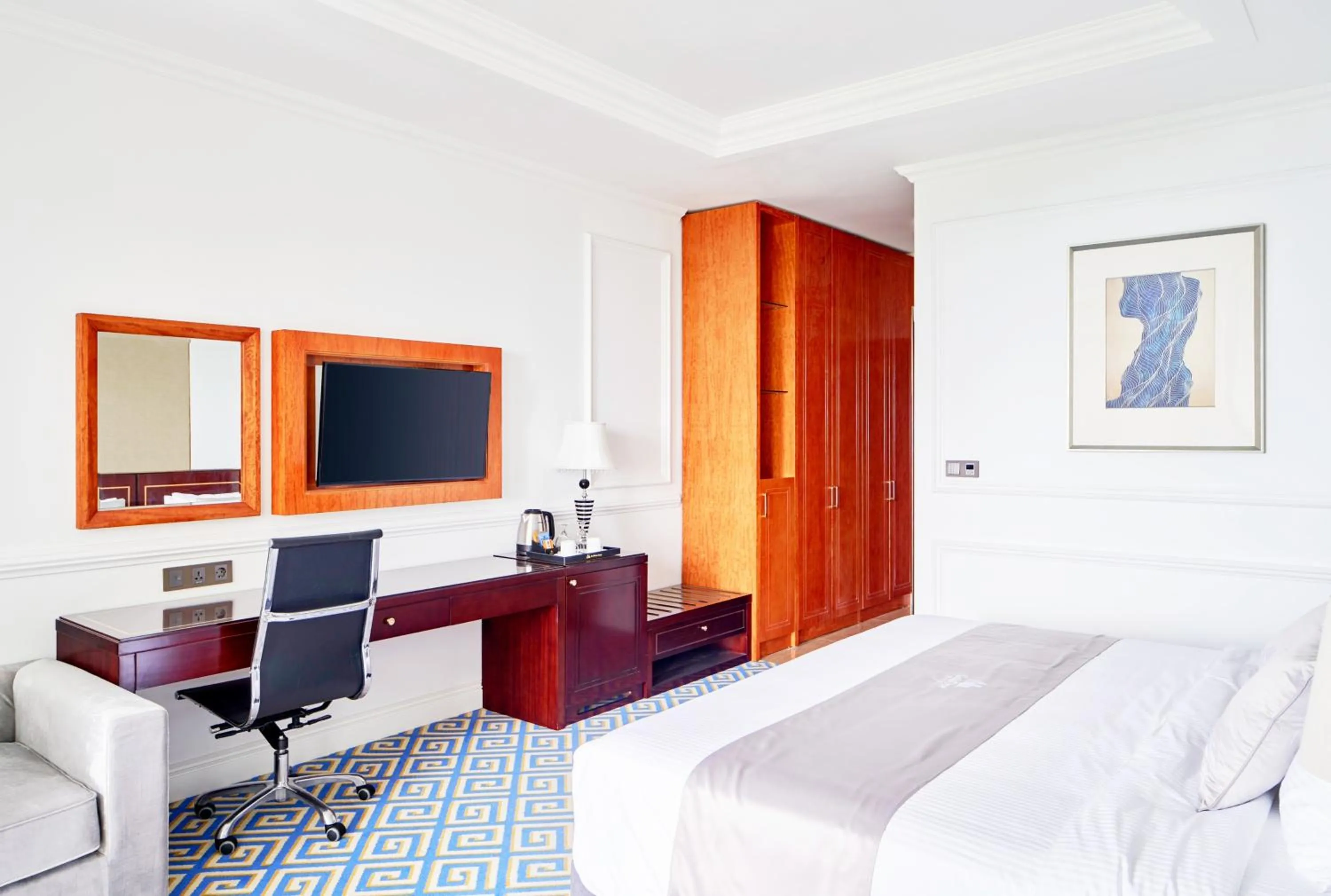 Bedroom, Bed in GoldOne Hotel & Suites