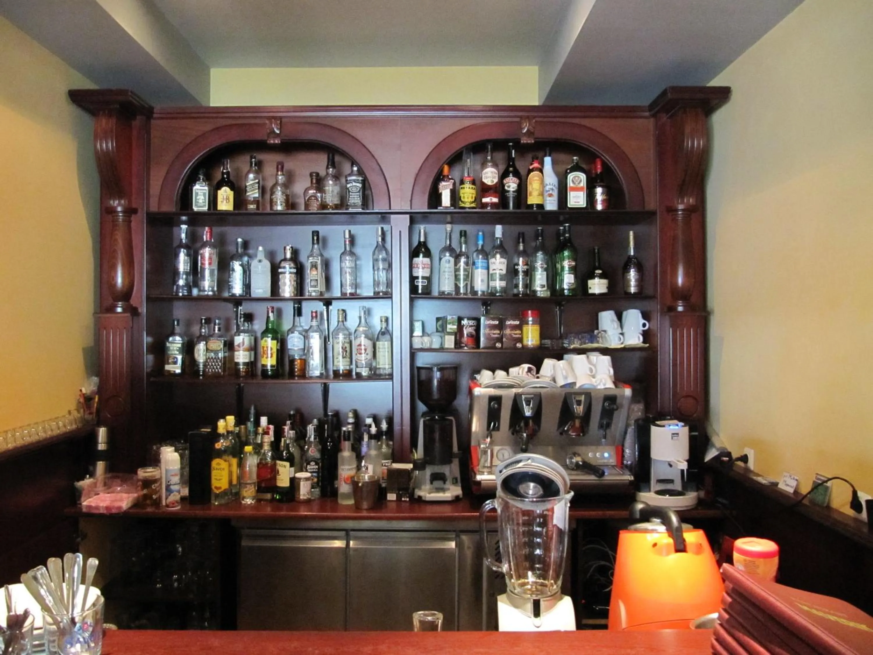 Lounge or bar in Maverick Hotel