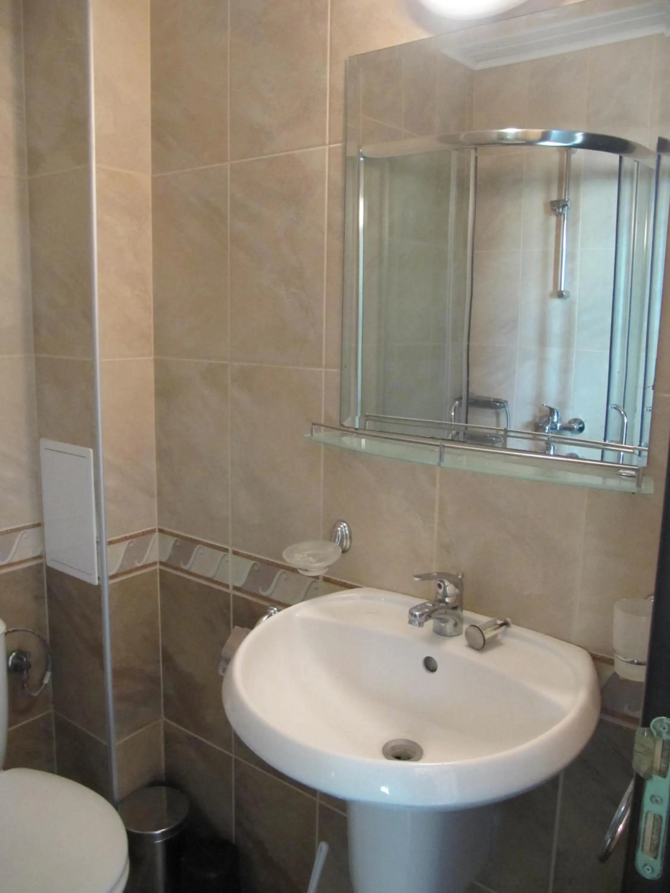 Bathroom in Maverick Hotel