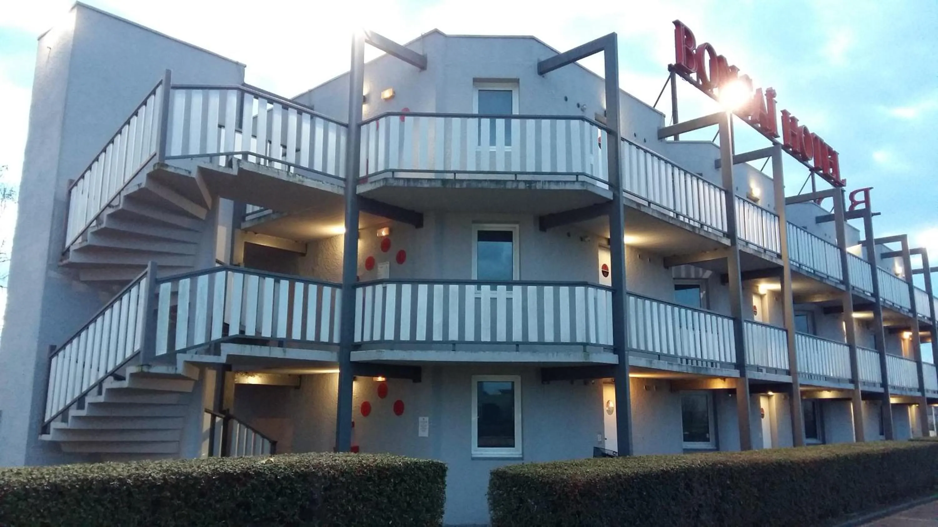 Facade/entrance in Bonsaï Hotel d'Orleans