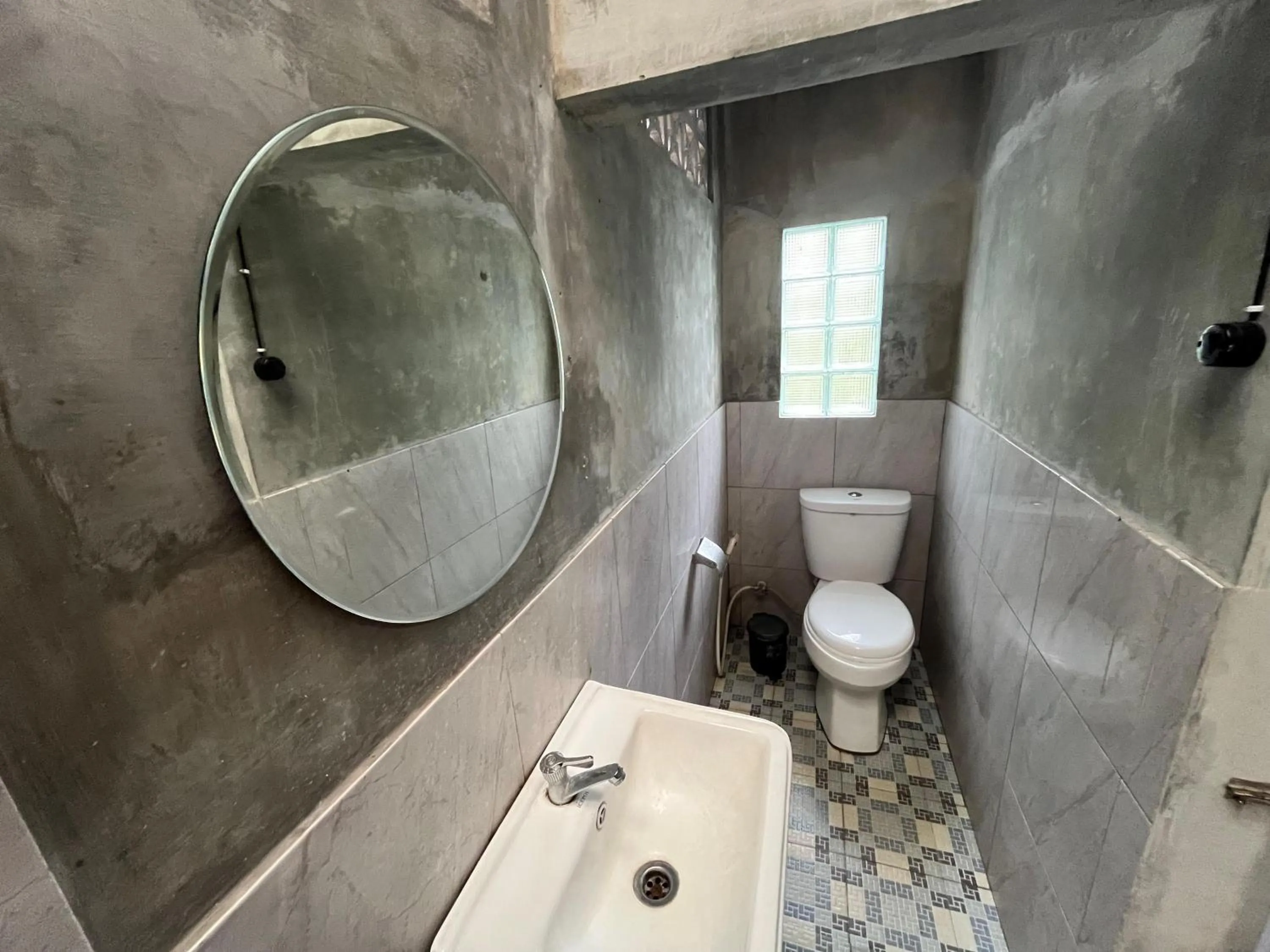 Saka Homestay Boutique & Cafe