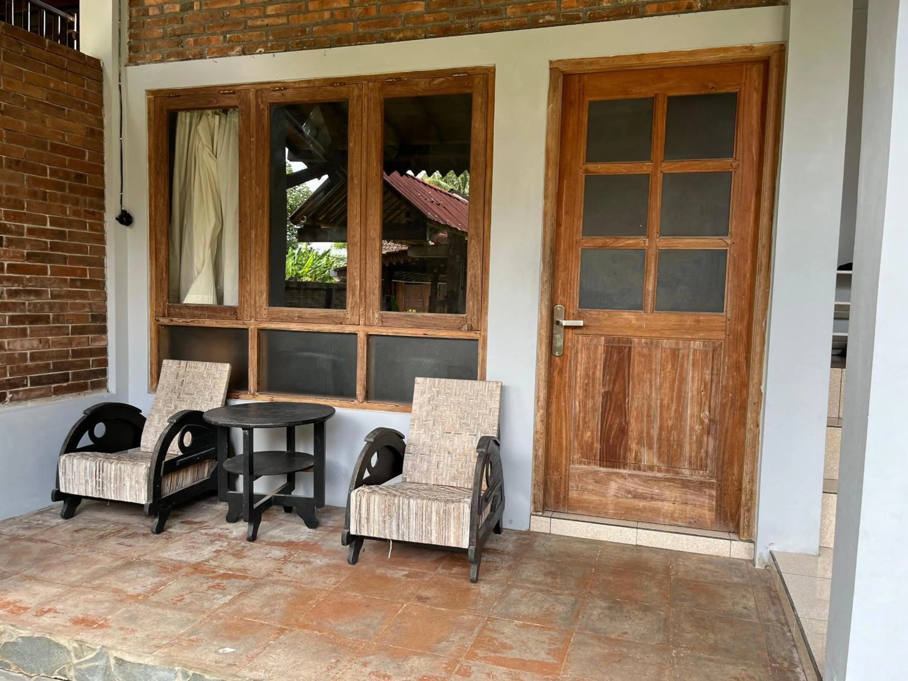 Saka Homestay Boutique & Cafe