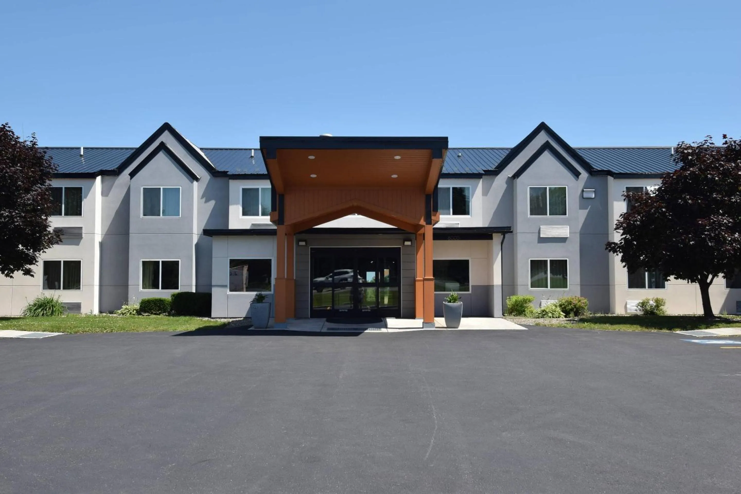 Property building in Quality Inn & Suites Watertown Fort Drum