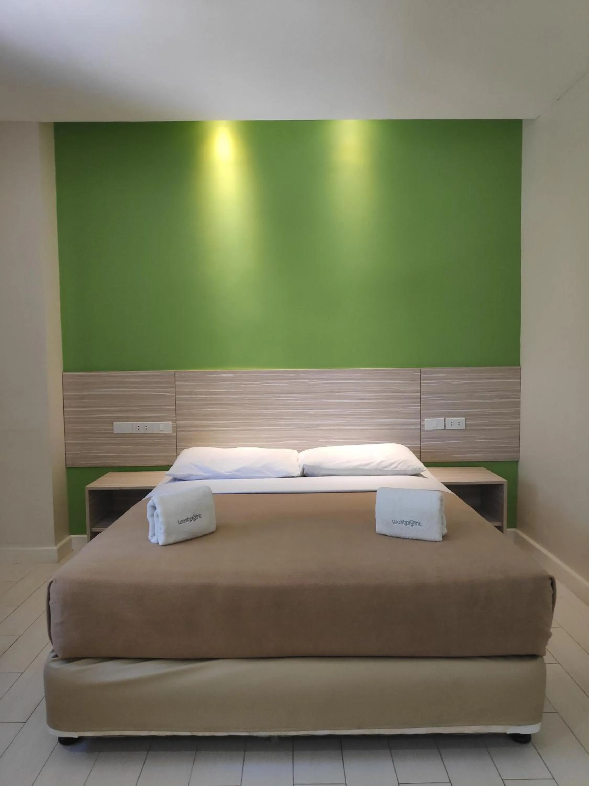 Bed in Westpoint Hotel