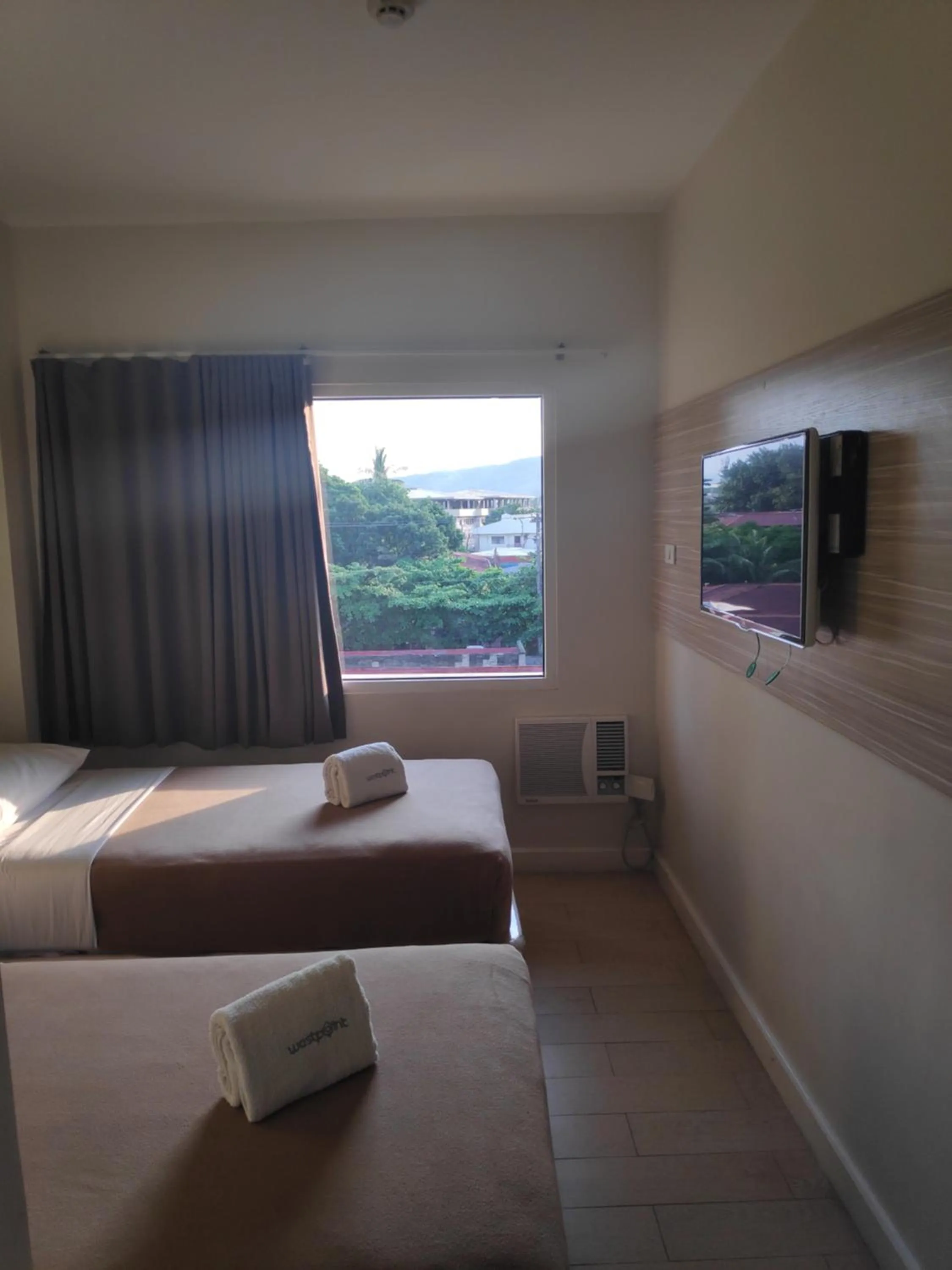 Bed in Westpoint Hotel